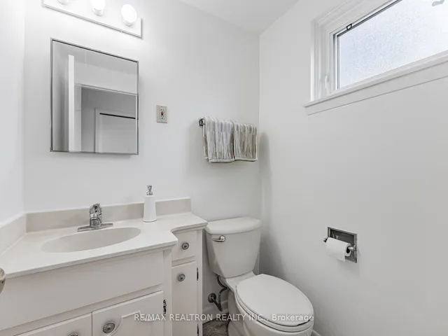 Additional property image - 111 Broomfield Dr