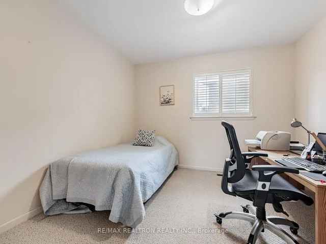 Additional property image - 111 Broomfield Dr