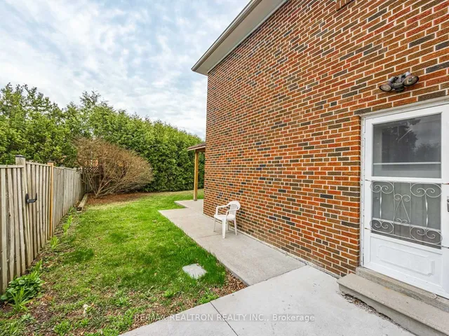 Additional property image - 111 Broomfield Dr