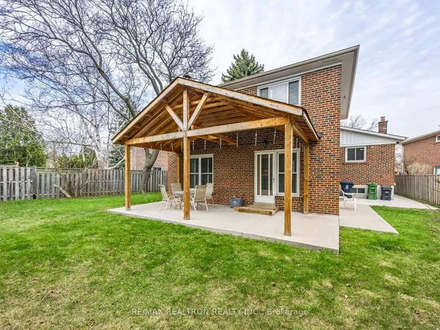 Additional property image - 111 Broomfield Dr