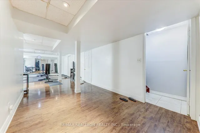 Additional property image - 290 Braymore Blvd
