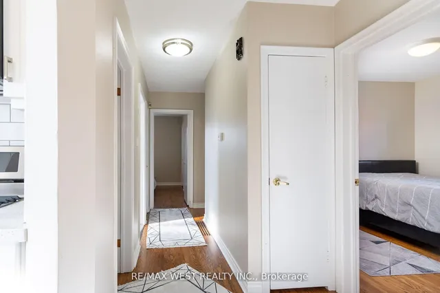 Additional property image - 10 Pastrano Crt