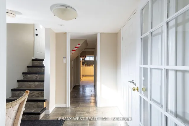 Additional property image - 10 Pastrano Crt