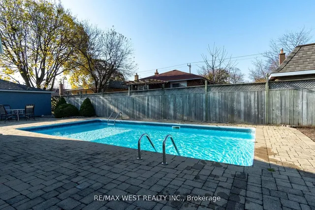 Additional property image - 10 Pastrano Crt