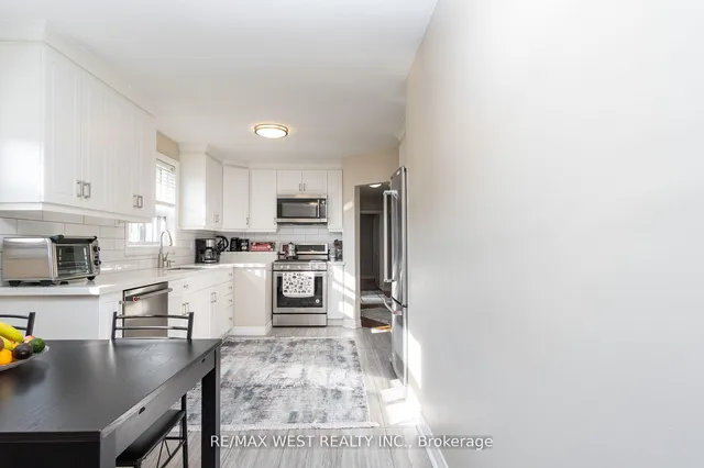 Additional property image - 10 Pastrano Crt