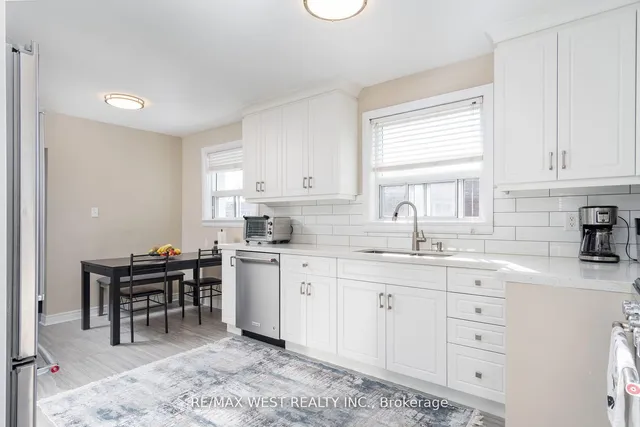 Additional property image - 10 Pastrano Crt