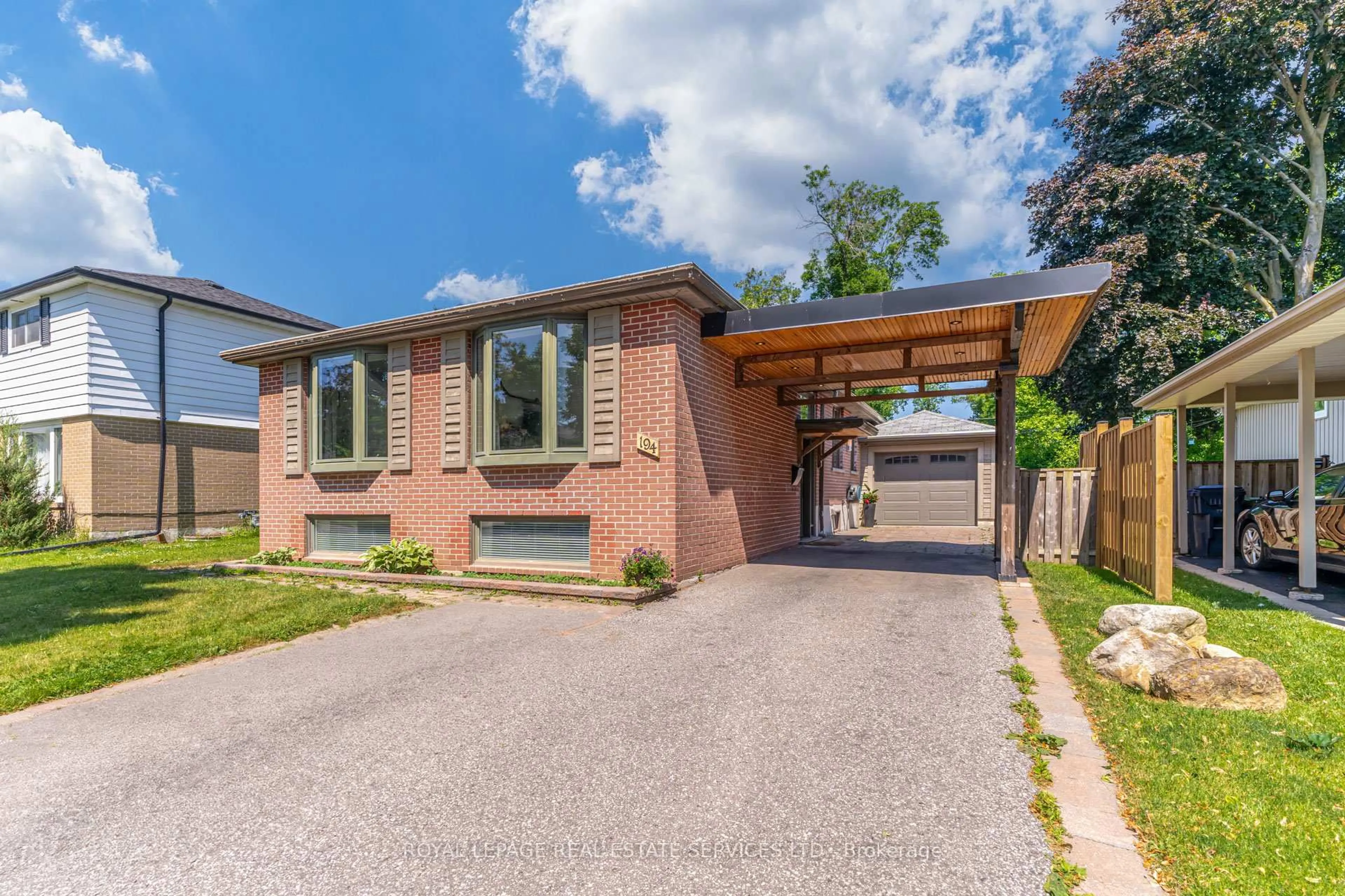 Home with brick exterior material, street for 194 Sylvan Ave, Toronto Ontario M1E 1A3