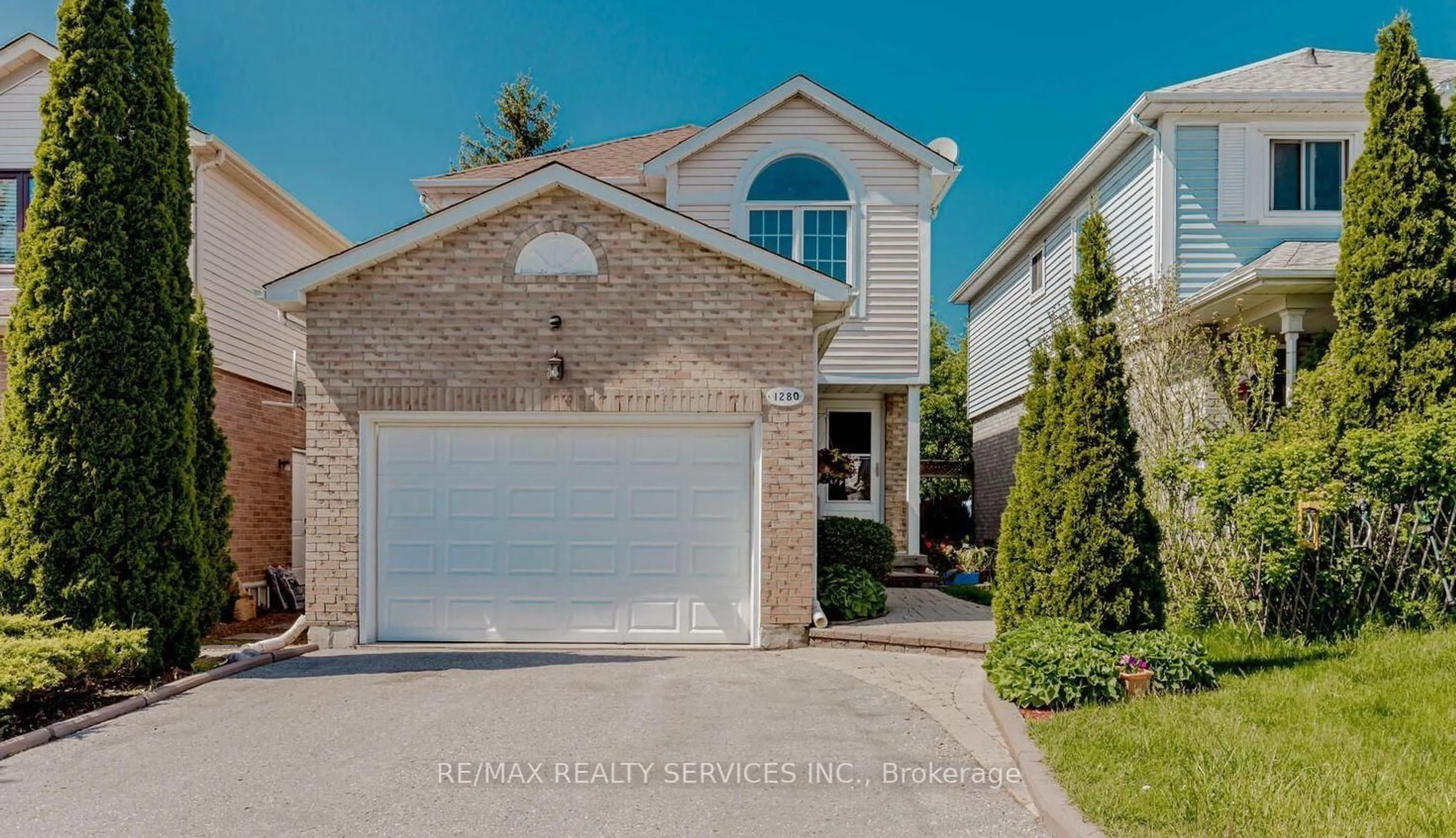 Home with brick exterior material, street for 1280 Andover Dr, Oshawa Ontario L1K 2K3