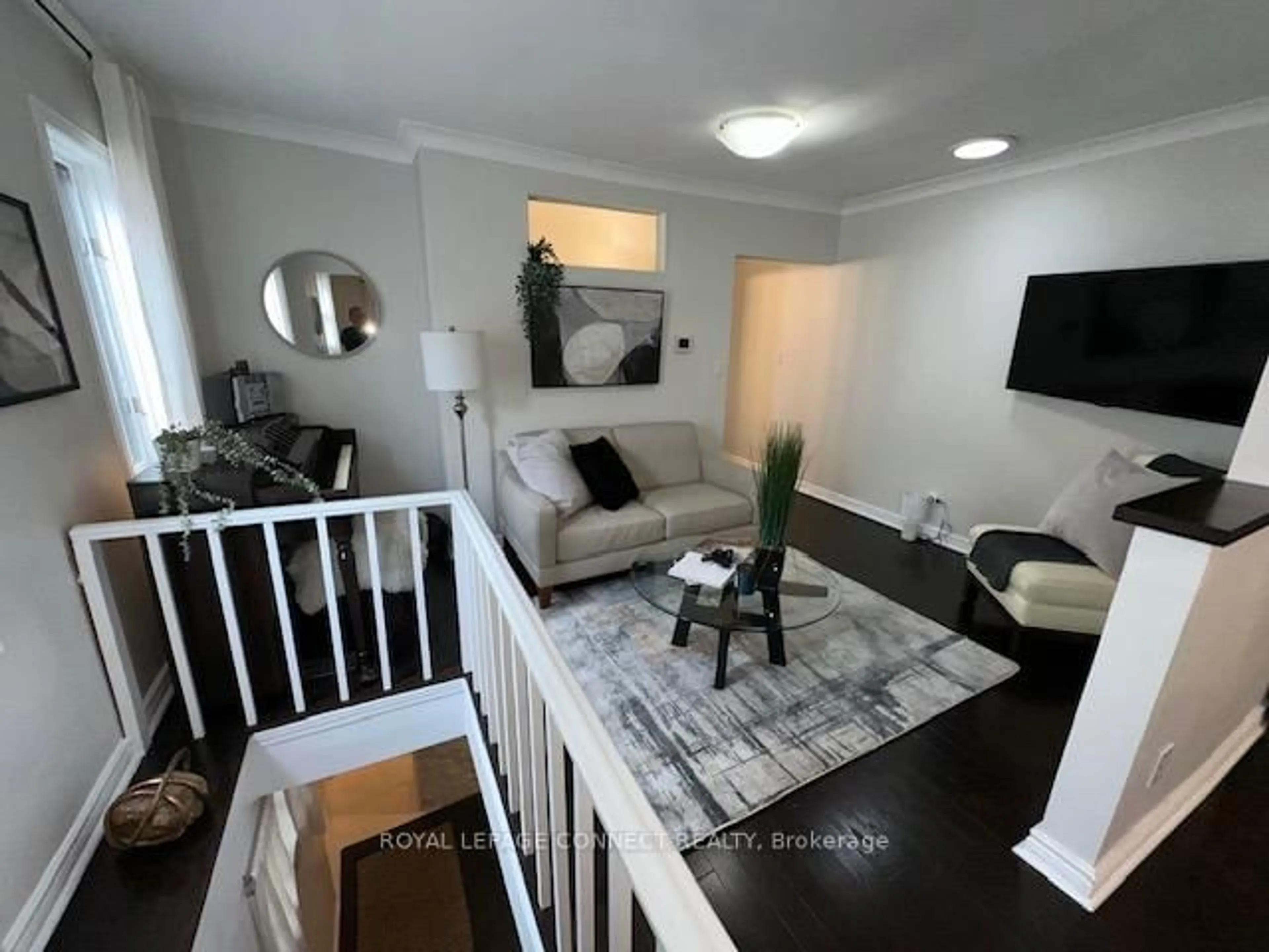 A pic of a room for 242 Gledhill Ave, Toronto Ontario M4C 5L2