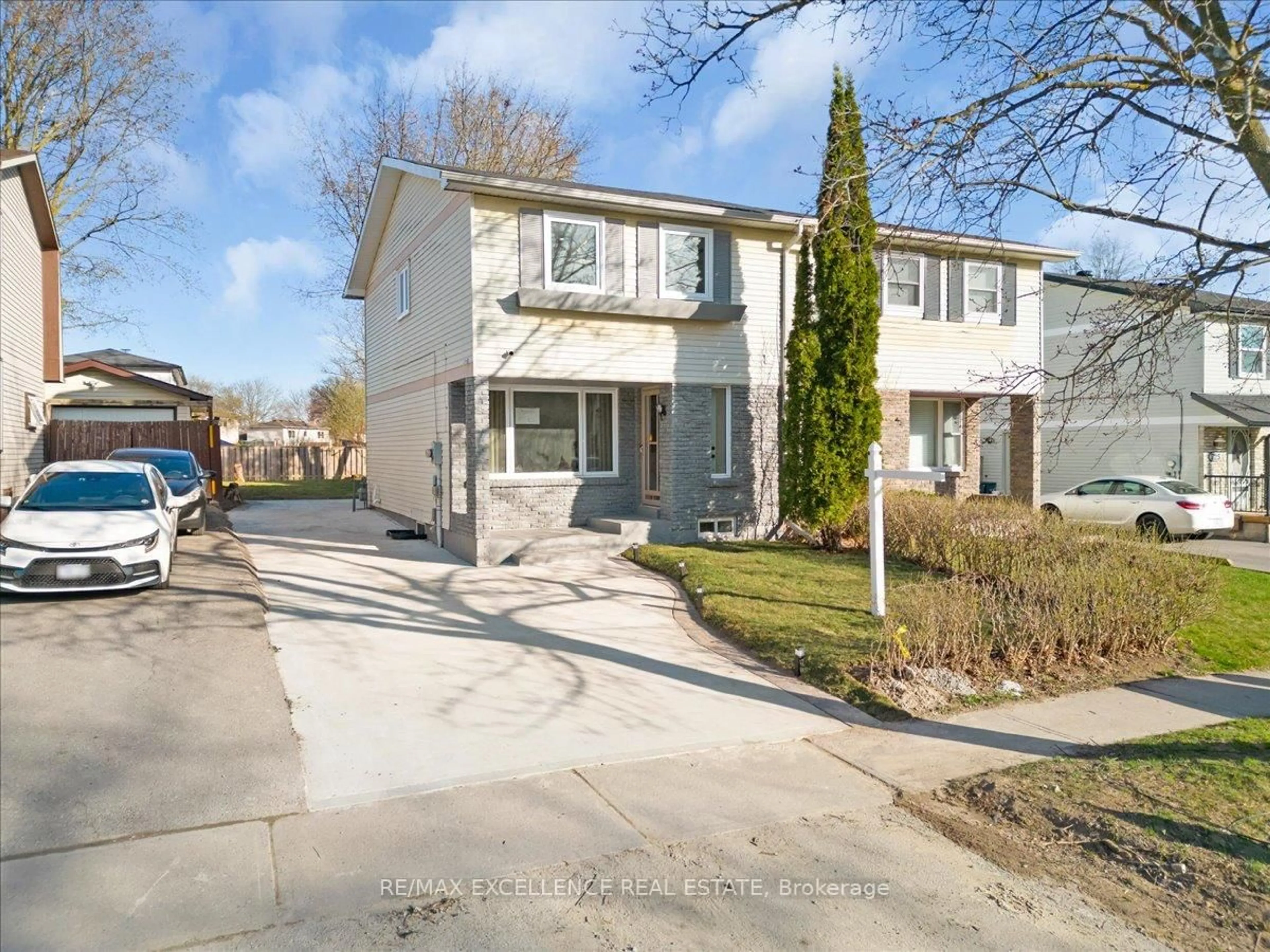 Unknown for 731 Hillcroft St, Oshawa Ontario L1G 7H7