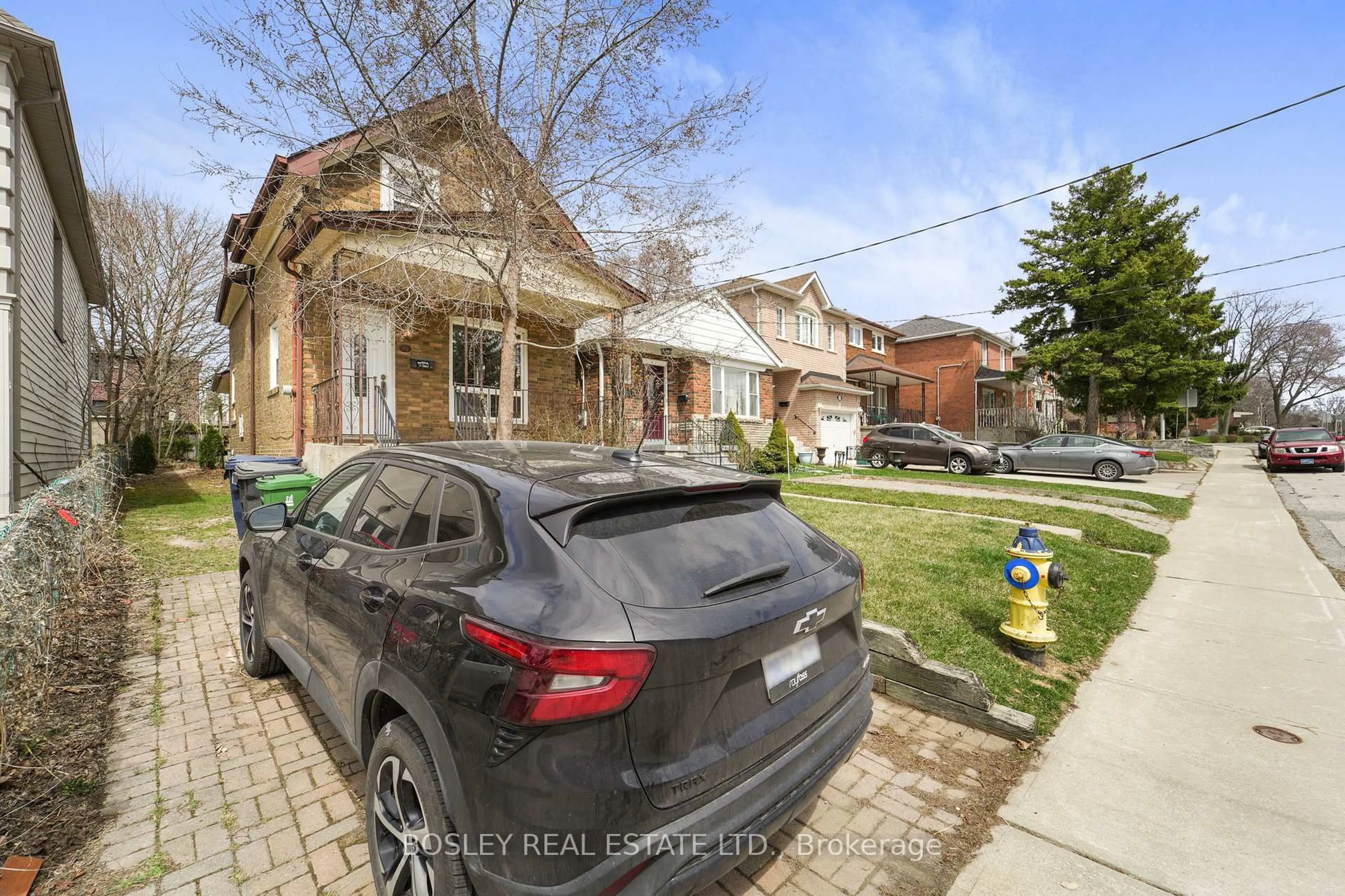 Unknown for 96 Furnival Rd, Toronto Ontario M4B 1W5