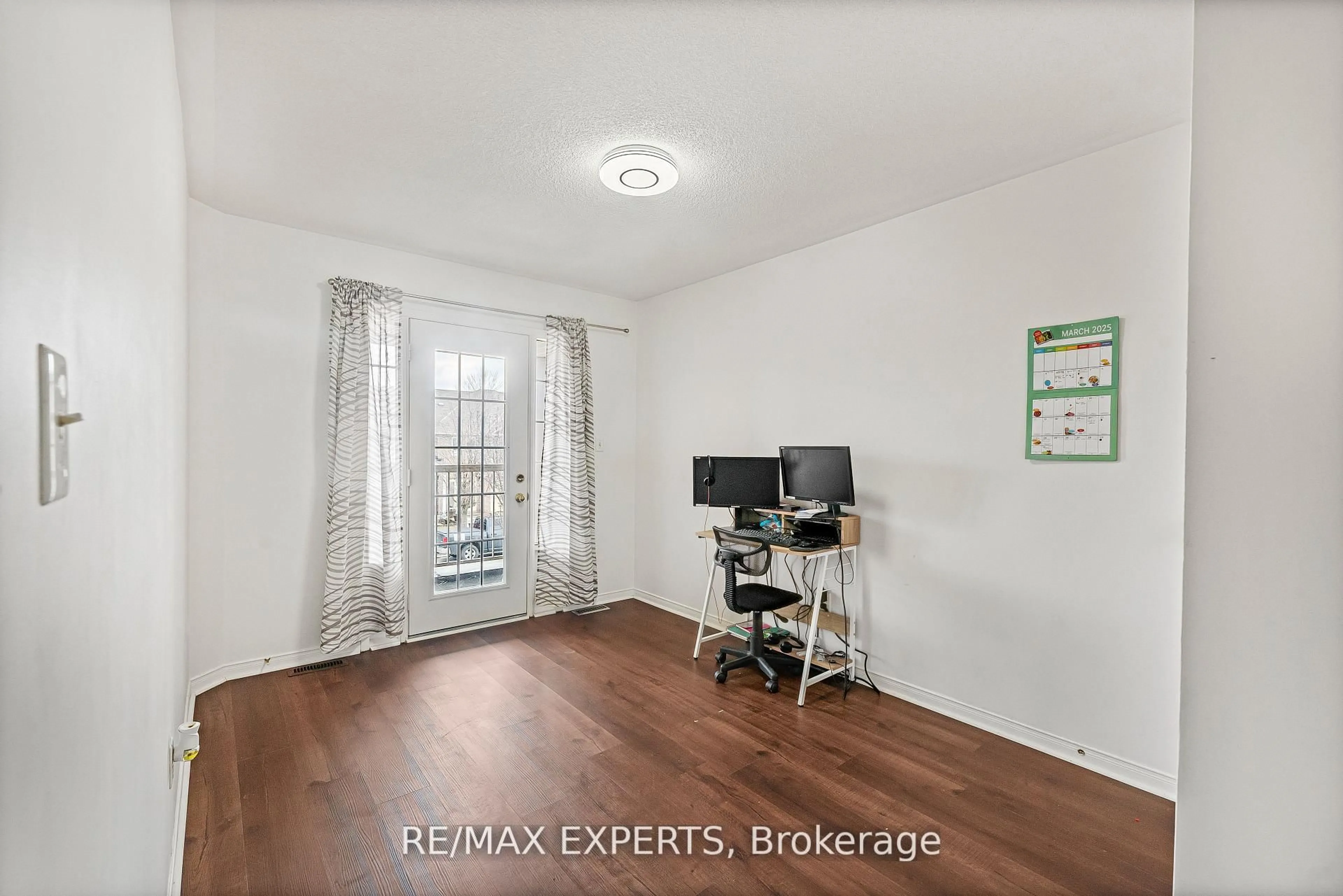 A pic of a room for 129 Angier Cres, Ajax Ontario L1S 7R5