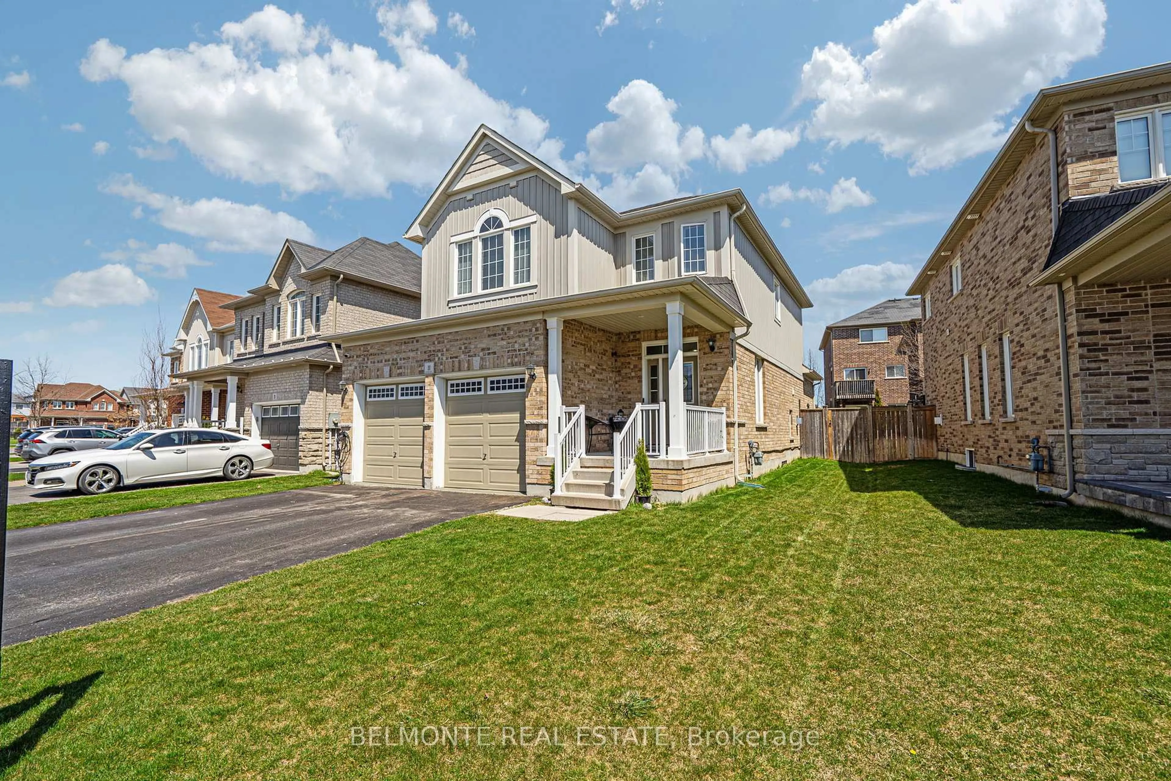 Unknown for 11 William Ingles Dr, Clarington Ontario L1E 0E3