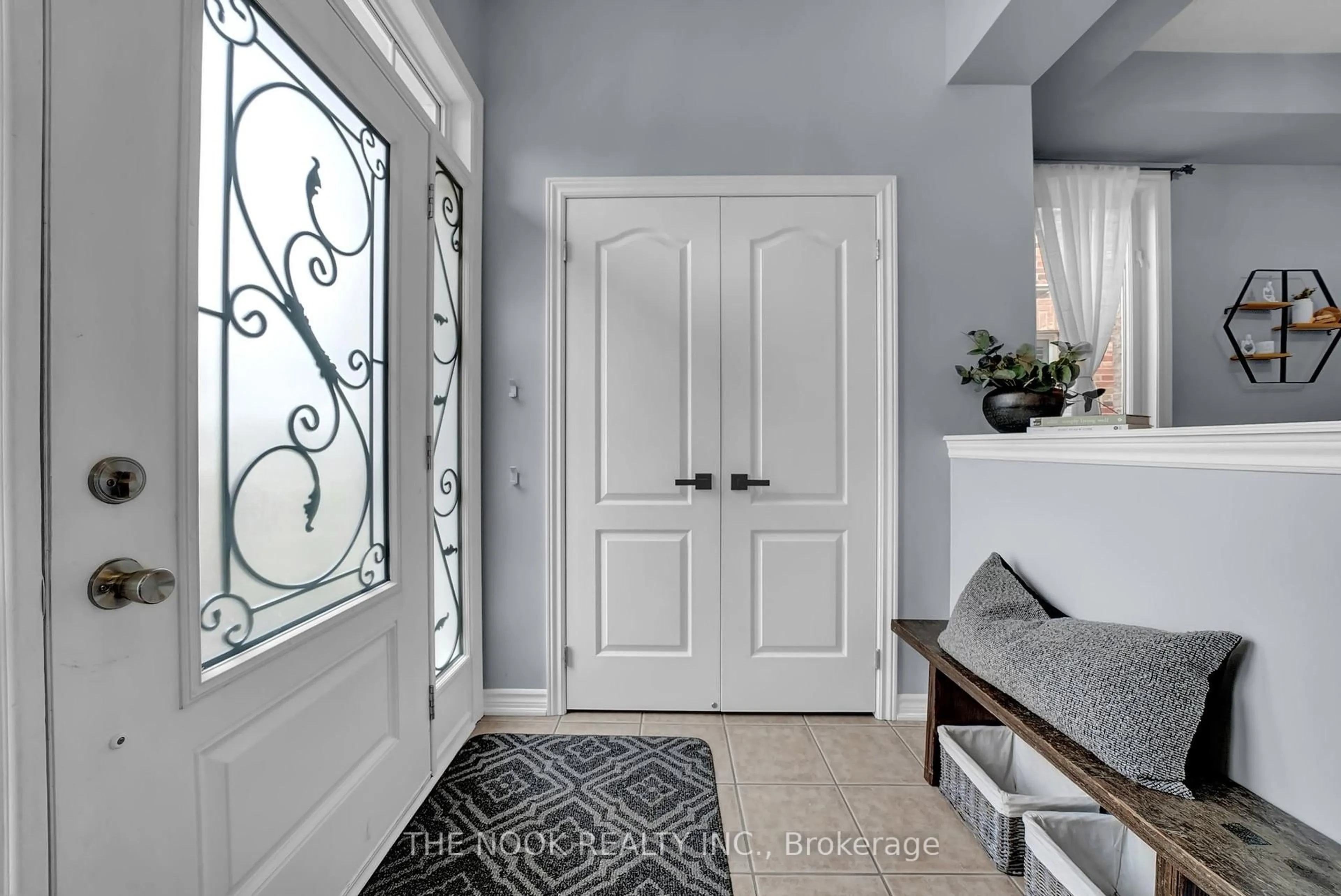 Indoor entryway for 361 West Scugog Lane, Clarington Ontario L1C 0A3