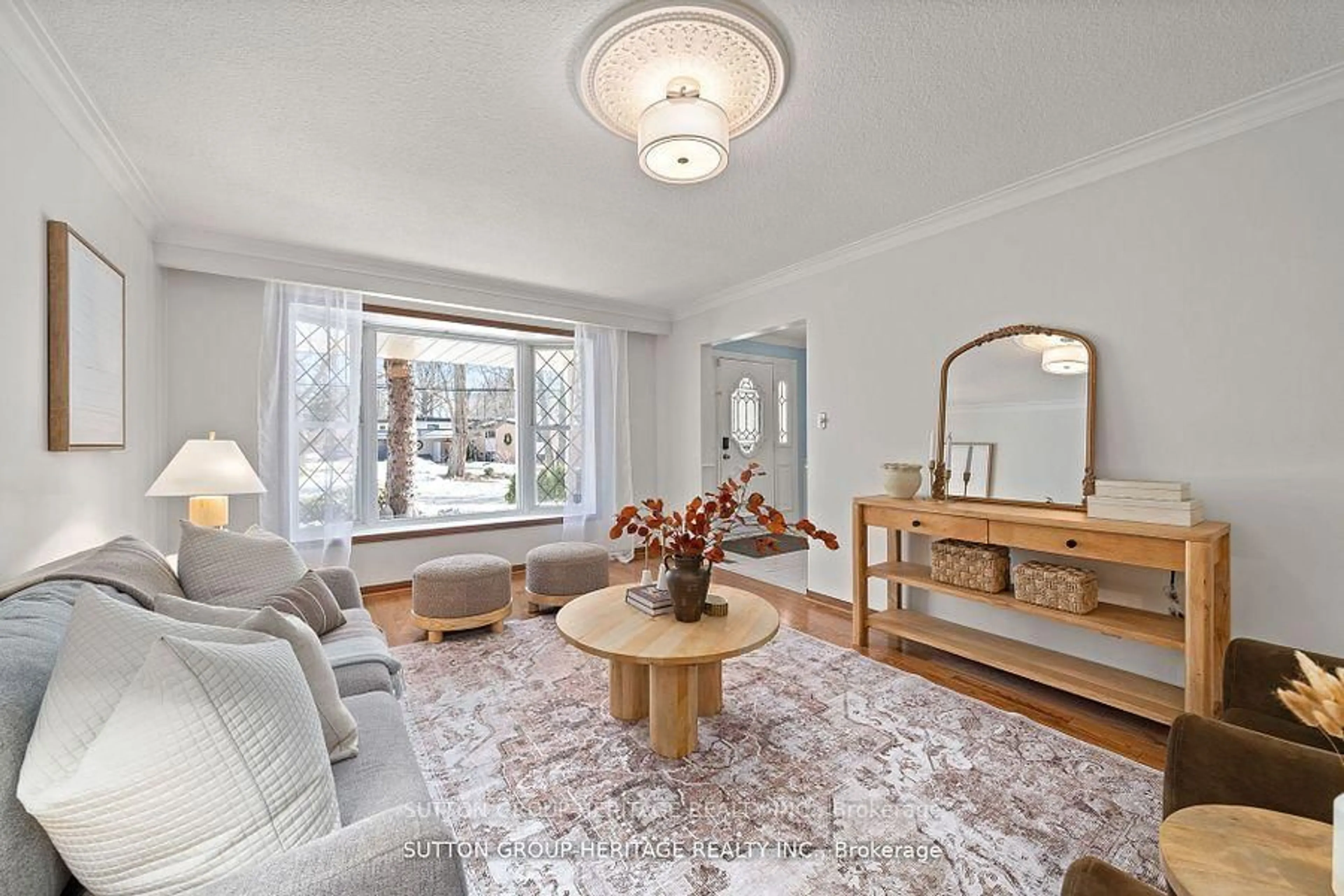 Living room with furniture, unknown for 38A Deep Dene Dr, Toronto Ontario M1C 1L7