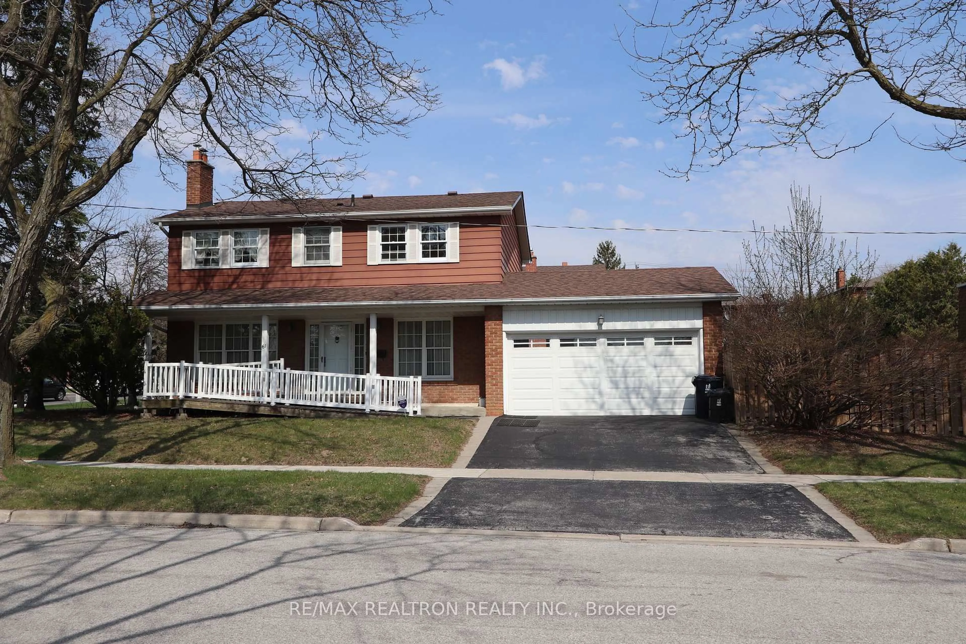 Home with brick exterior material, street for 61 Kilchurn Castle Dr, Toronto Ontario M1T 2W3
