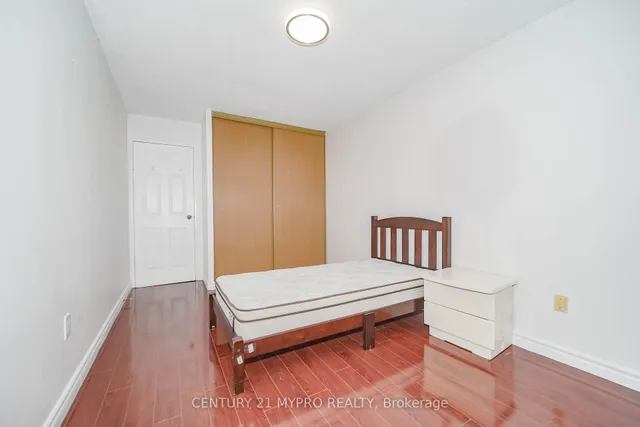 Additional property image - 100 Echo Pt Unit 1708