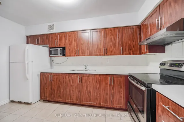 Additional property image - 100 Echo Pt Unit 1708