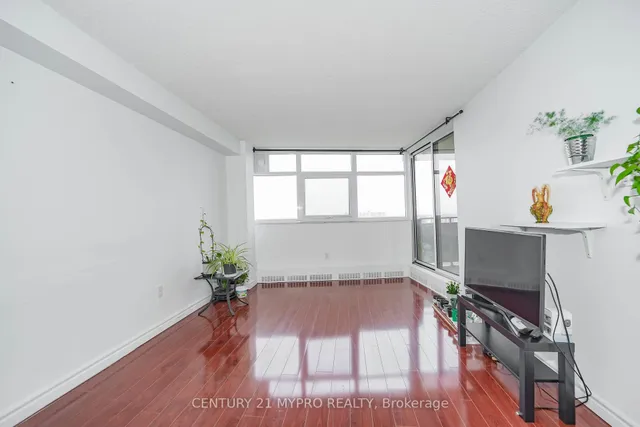 Additional property image - 100 Echo Pt Unit 1708