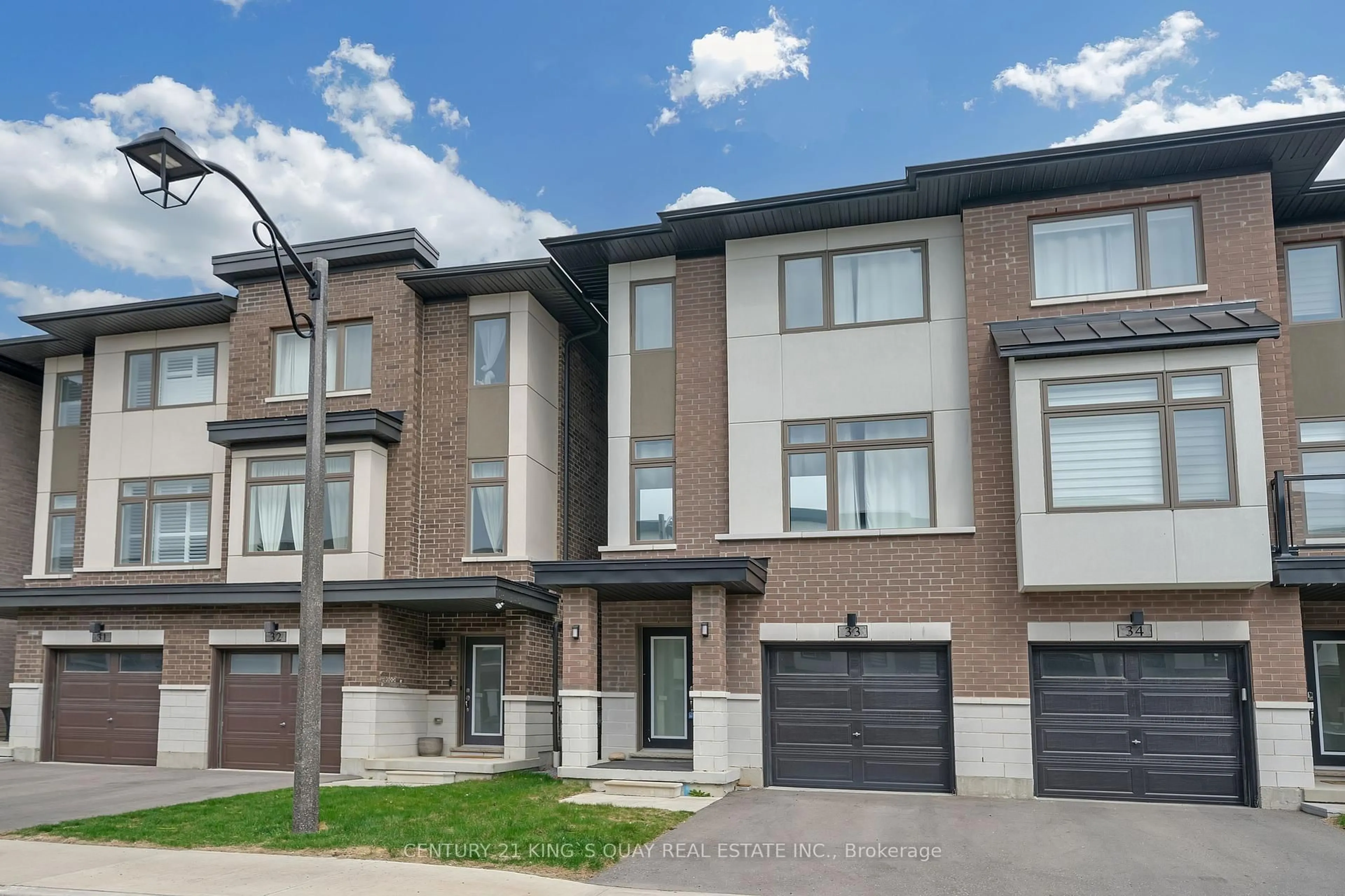 Home with brick exterior material, street for 250 Finch Ave #33, Pickering Ontario L1V 0G6
