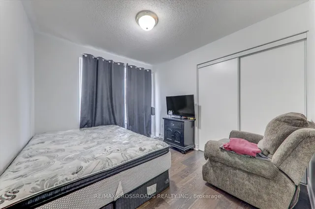 Additional property image - 19 Knotwood Cres