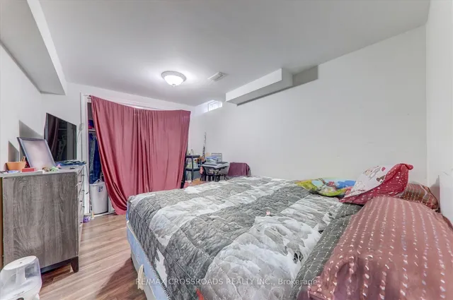 Additional property image - 19 Knotwood Cres