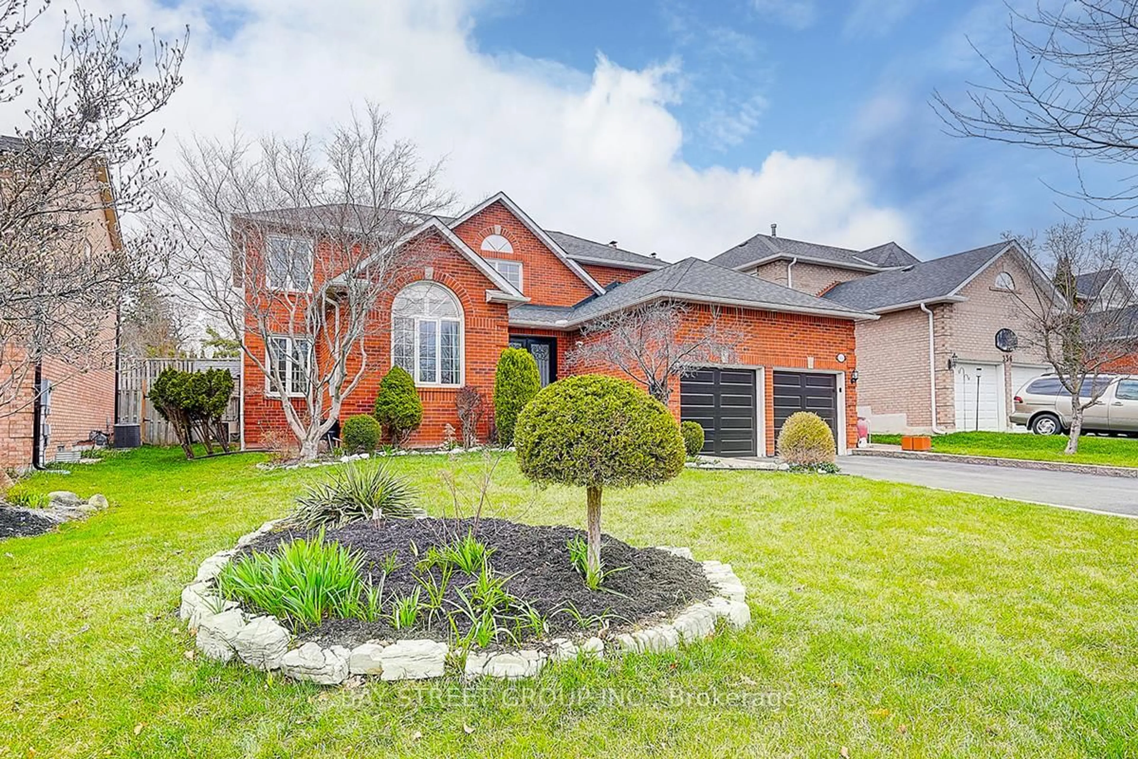Home with brick exterior material, street for 354 Rouge Hill Crt, Pickering Ontario L1V 6L5