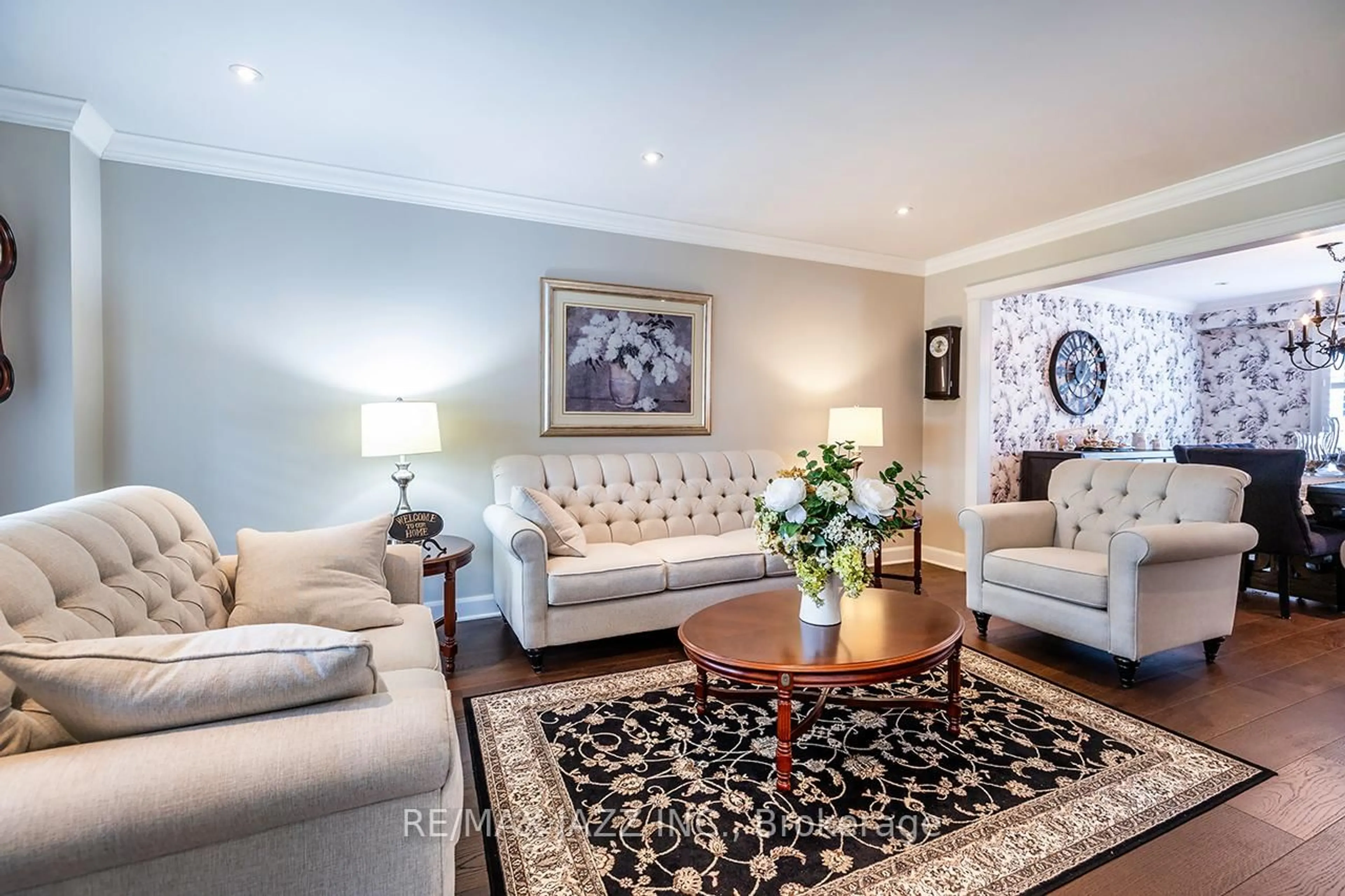 Living room with furniture, unknown for 18 Chipperfield Cres, Whitby Ontario L1R 1P1