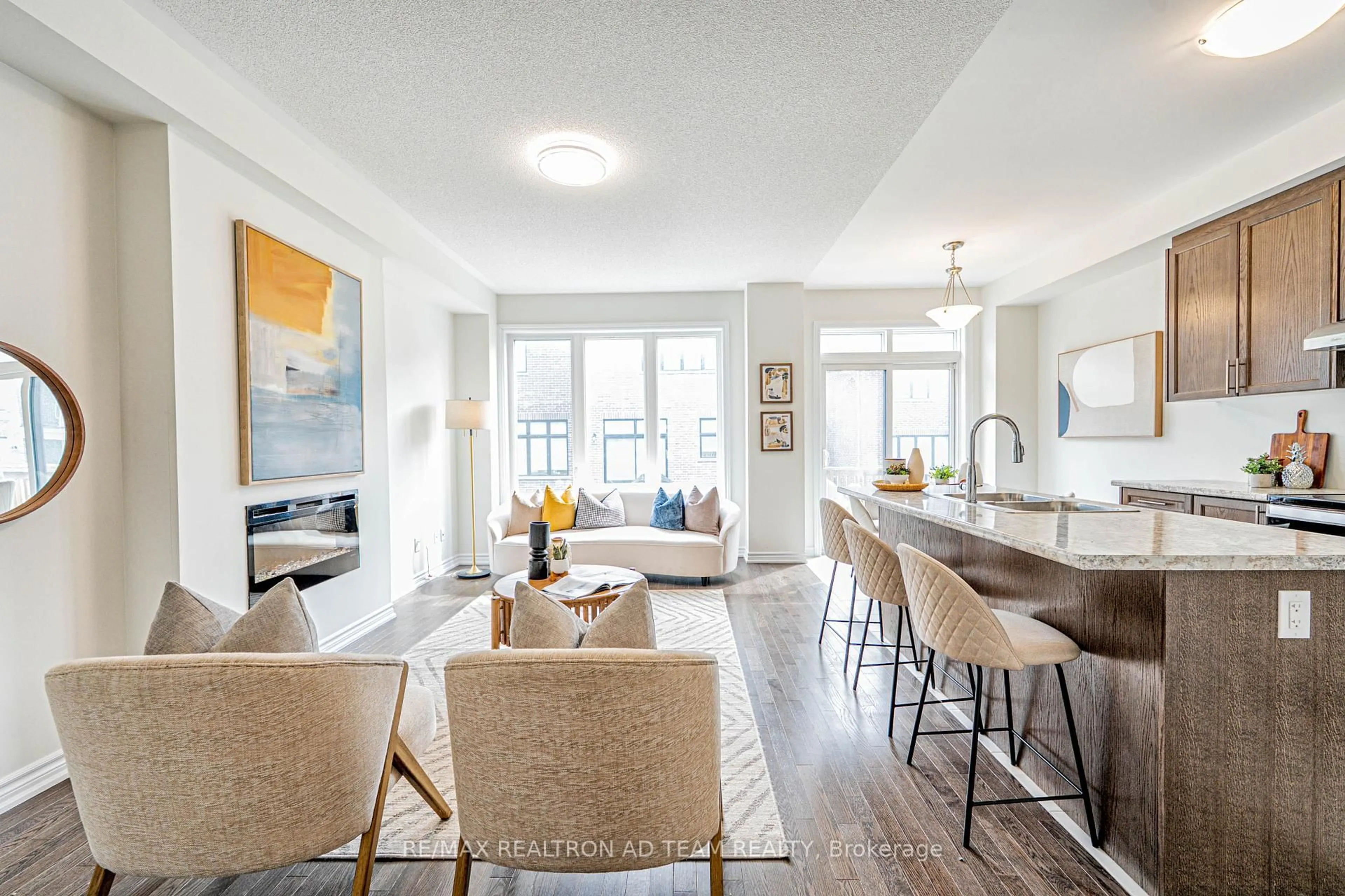 Open concept kitchen, unknown for 1120 Thompson Dr, Oshawa Ontario L1L 0V4