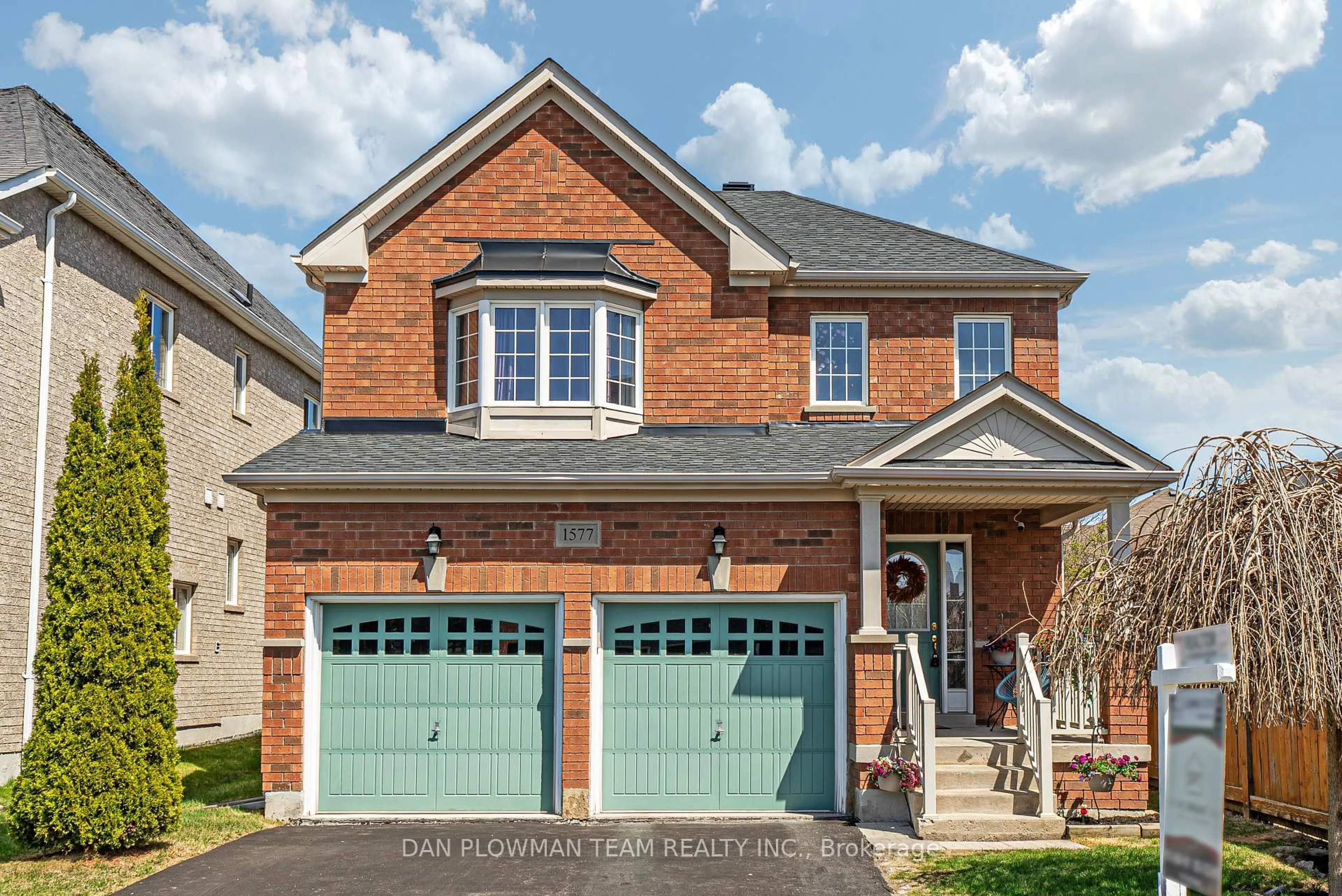 Home with brick exterior material, street for 1577 Rorison St, Oshawa Ontario L1K 0K2