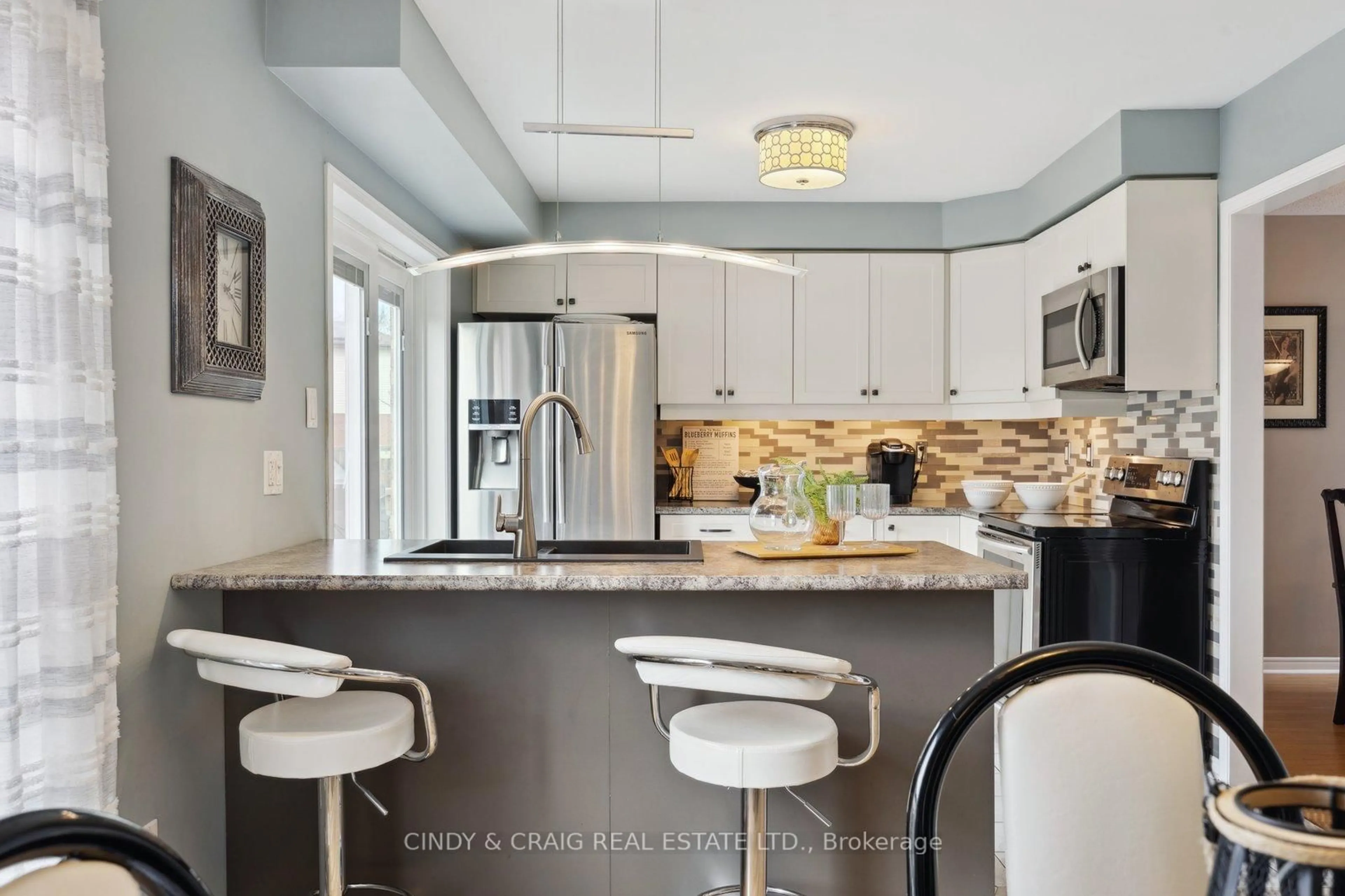 Contemporary kitchen, ceramic/tile floor for 96 Oke Rd, Clarington Ontario L1E 2V2
