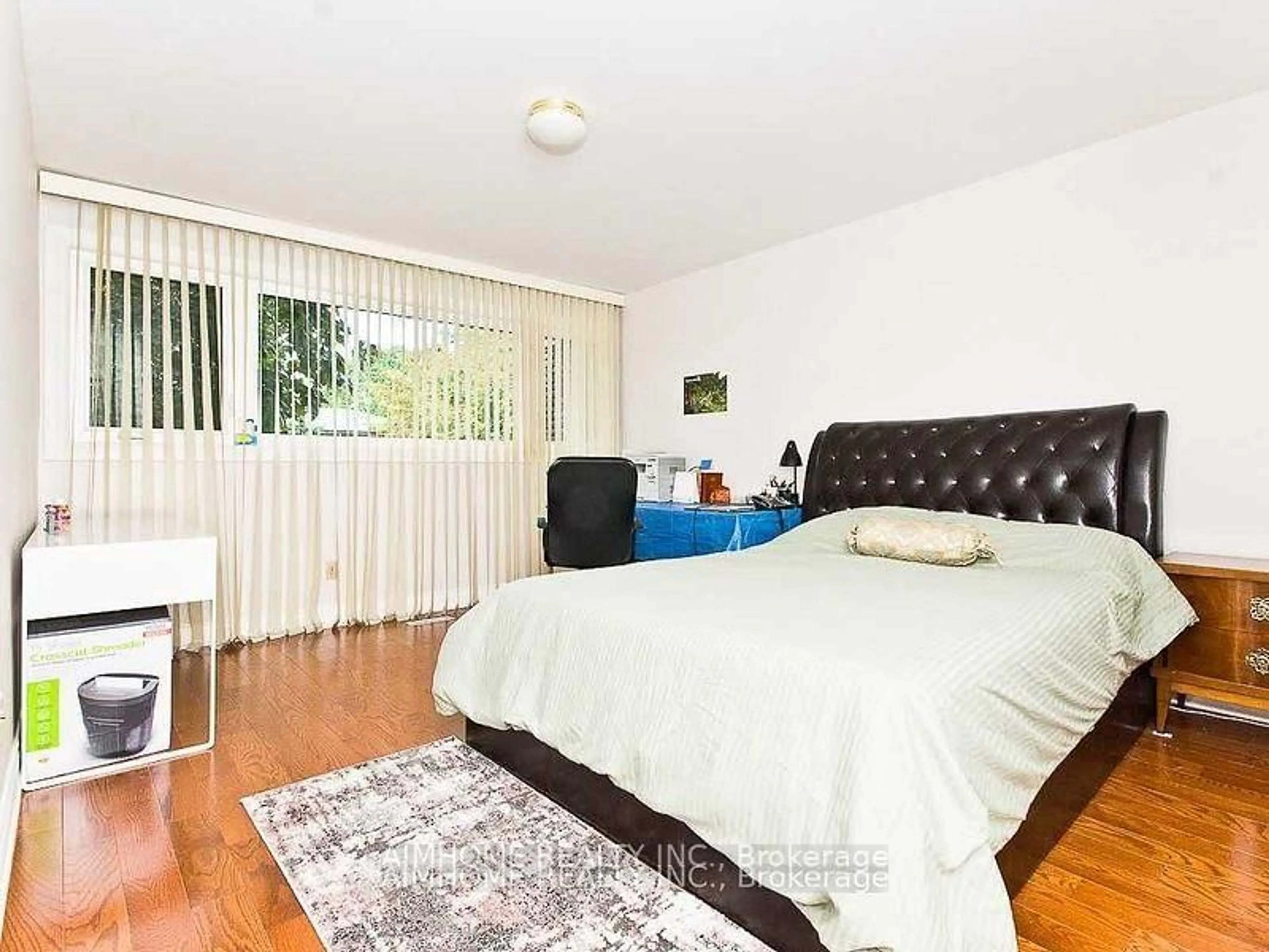 Bedroom with bed, wood/laminate floor for 105 Crockamhill Dr, Toronto Ontario M1S 2L2