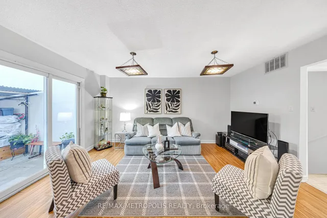 Additional property image - 2550 Birchmount Rd Unit 5