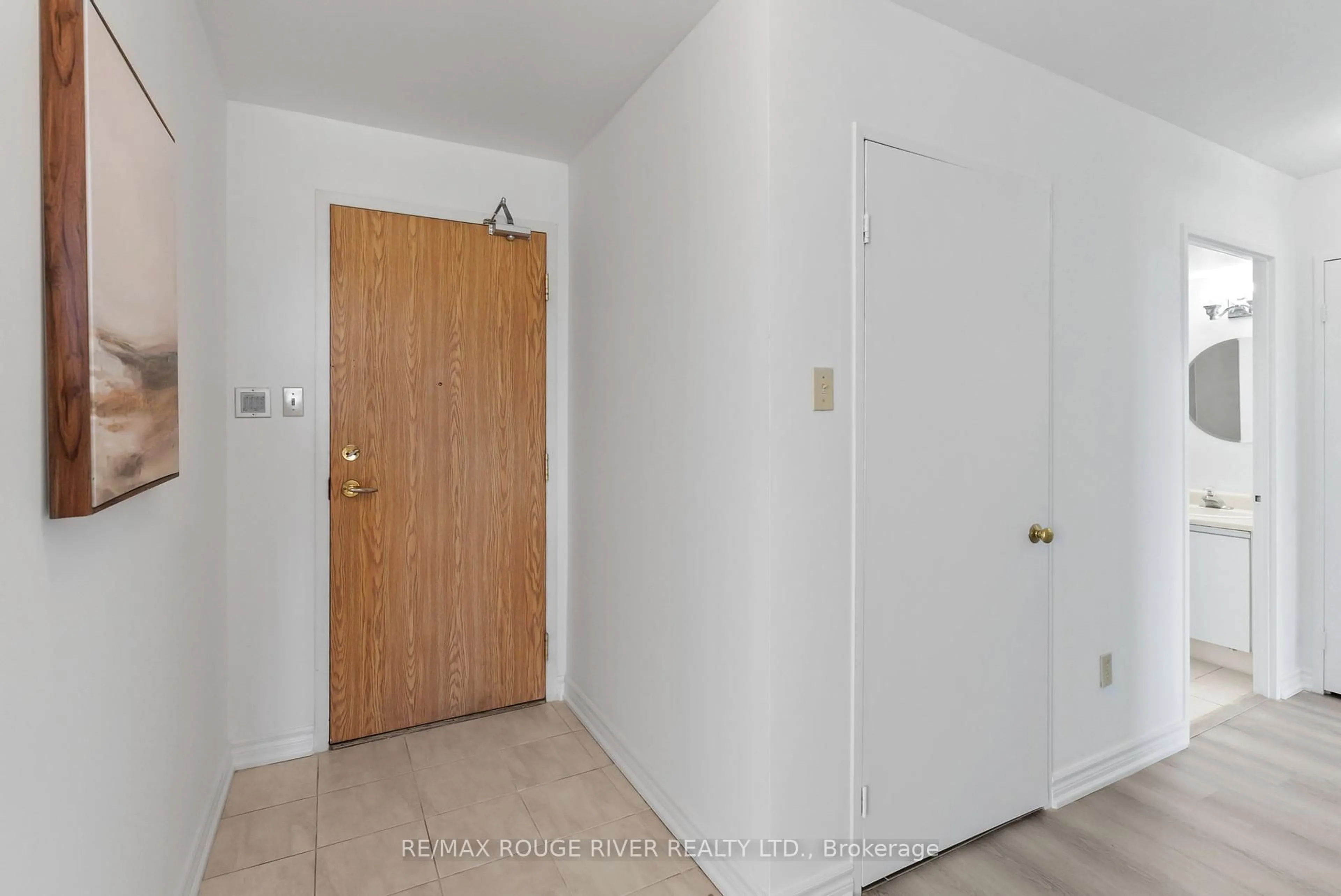 Indoor entryway for 300 Alton Towers Circ ##210, Toronto Ontario M1V 4X9