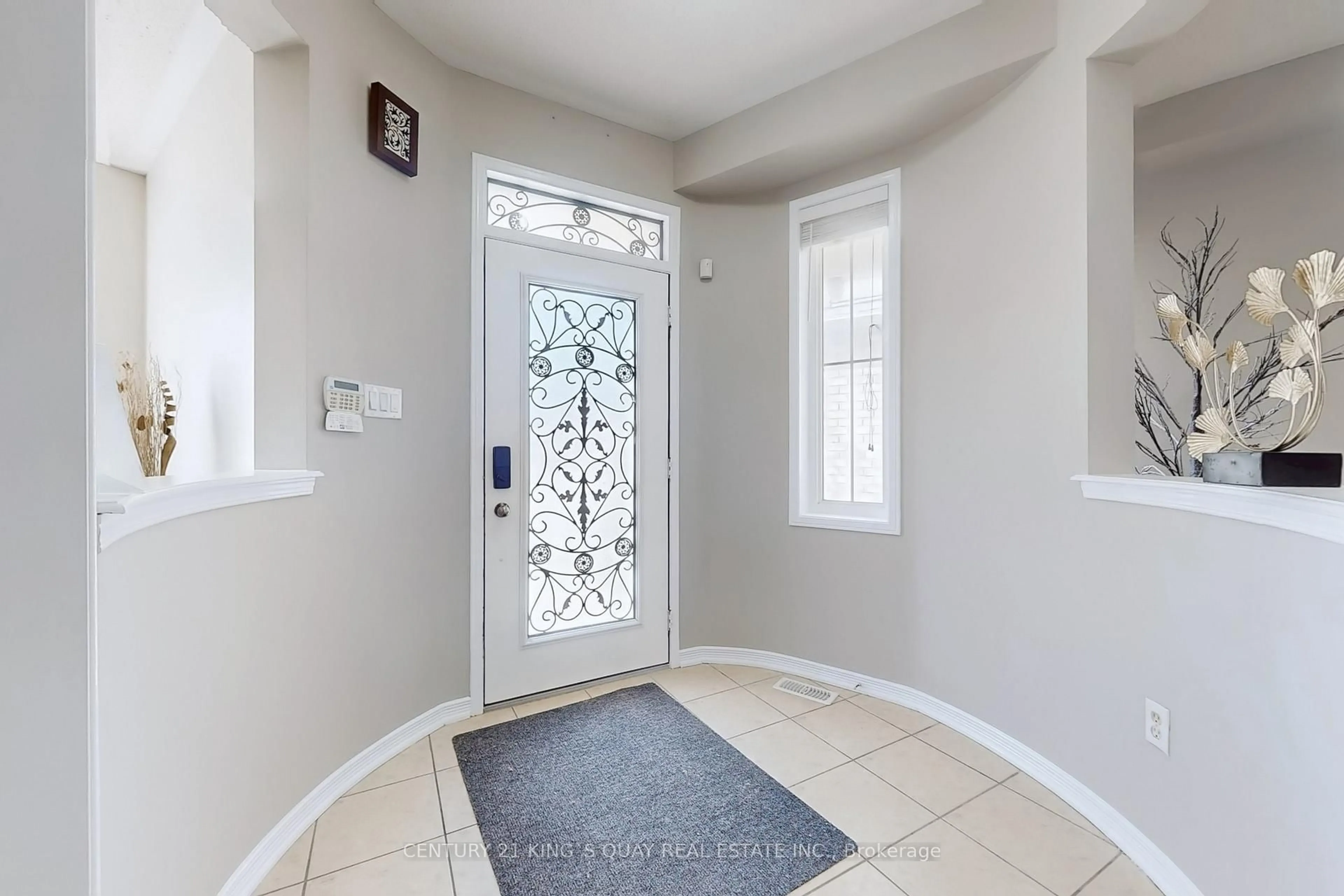 Indoor entryway for 151 Gillett Dr, Ajax Ontario L1Z 0C1