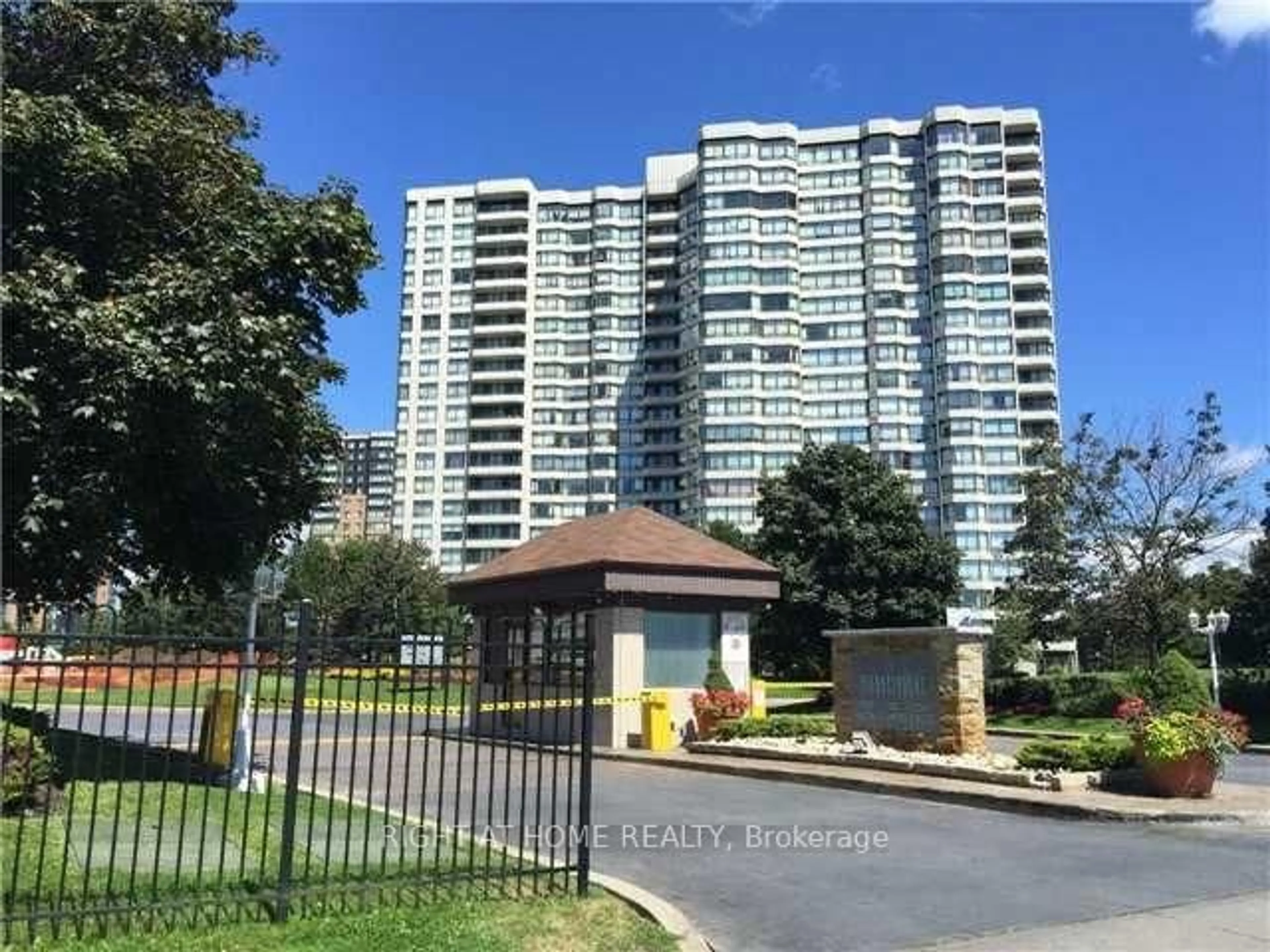 Unknown for 350 Alton Towers Circ #311, Toronto Ontario M1V 5E3