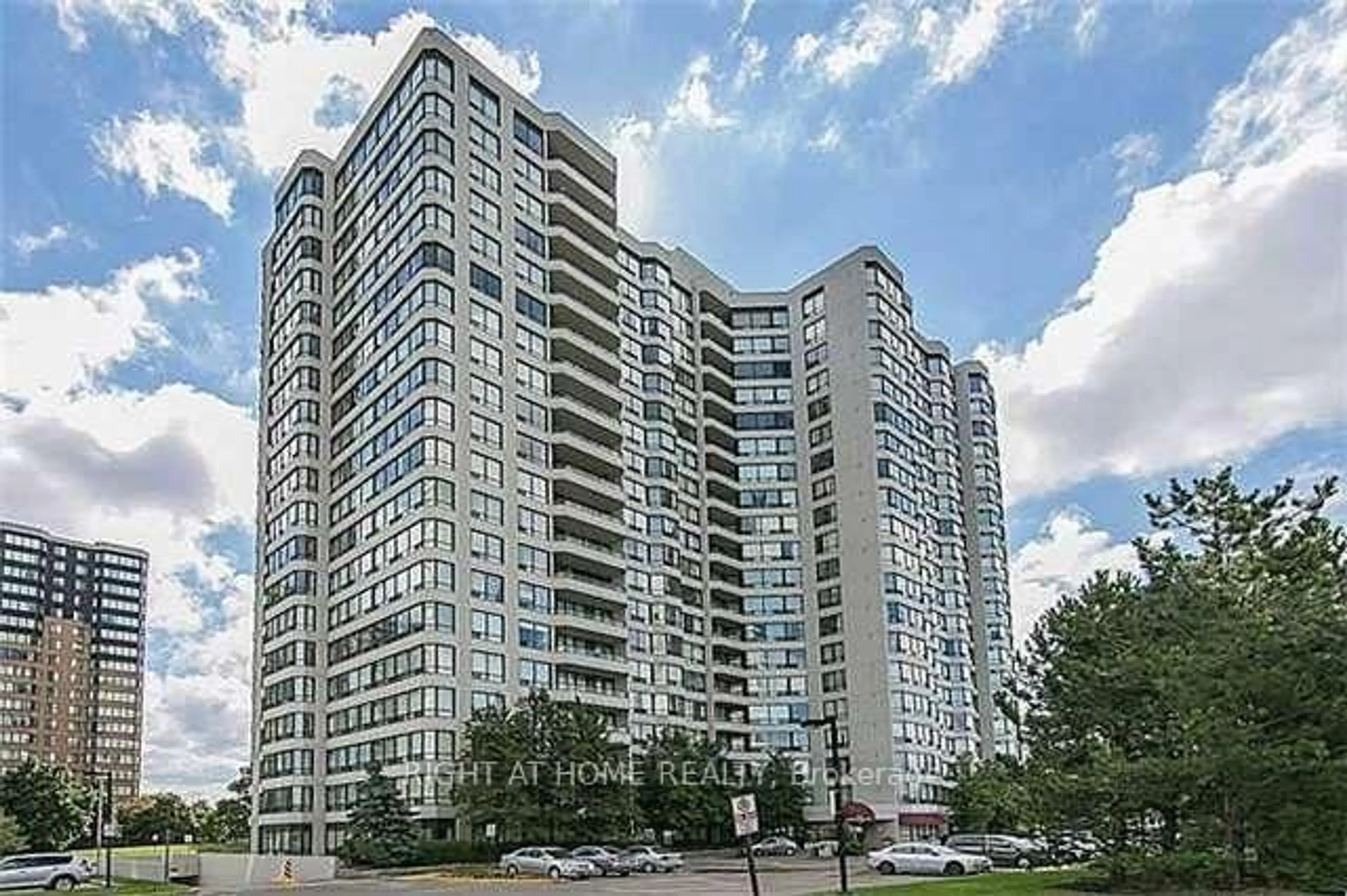 Unknown for 350 Alton Towers Circ #311, Toronto Ontario M1V 5E3