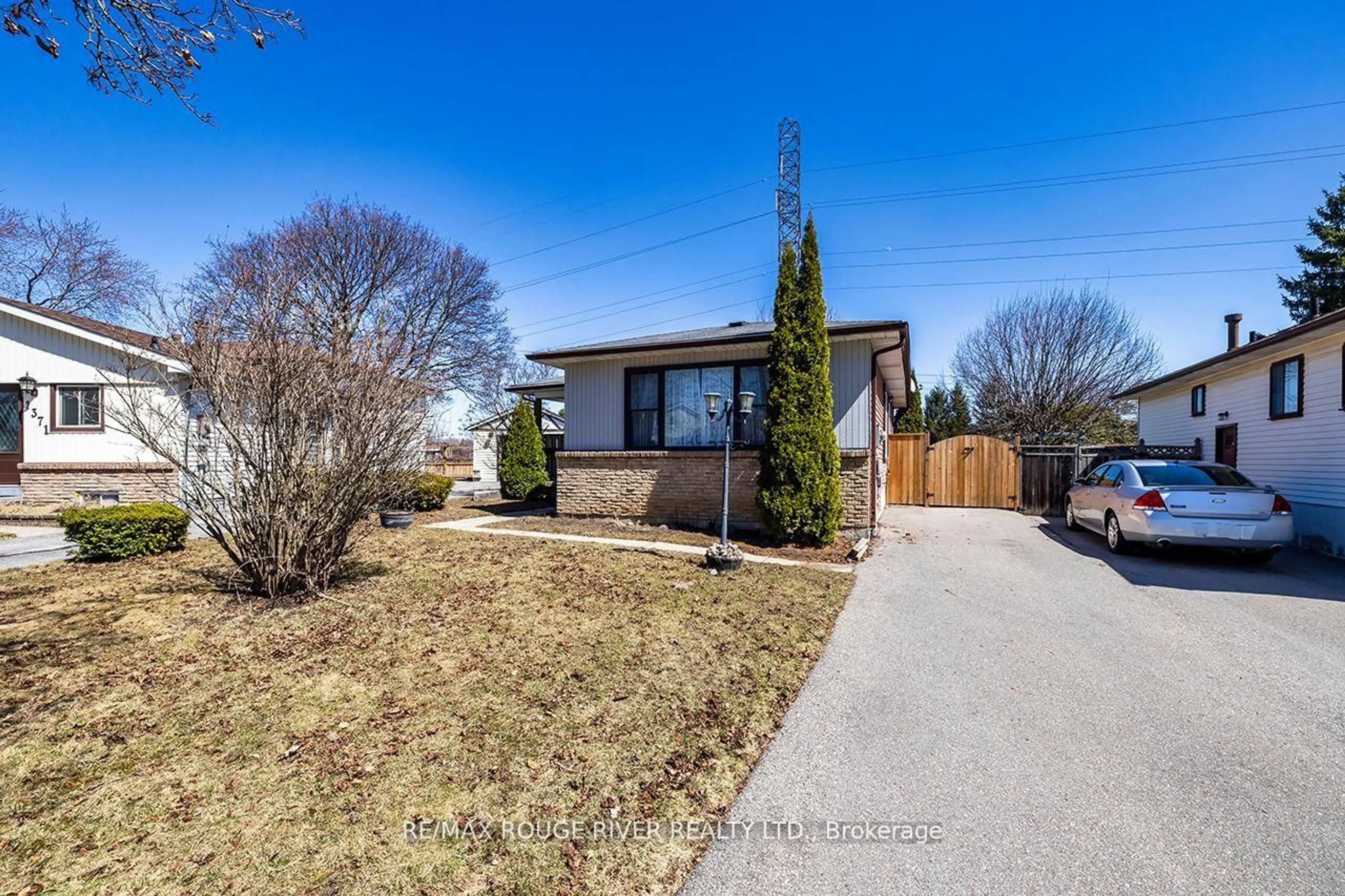 Unknown for 1367 Everglades Dr, Oshawa Ontario L1K 1J7