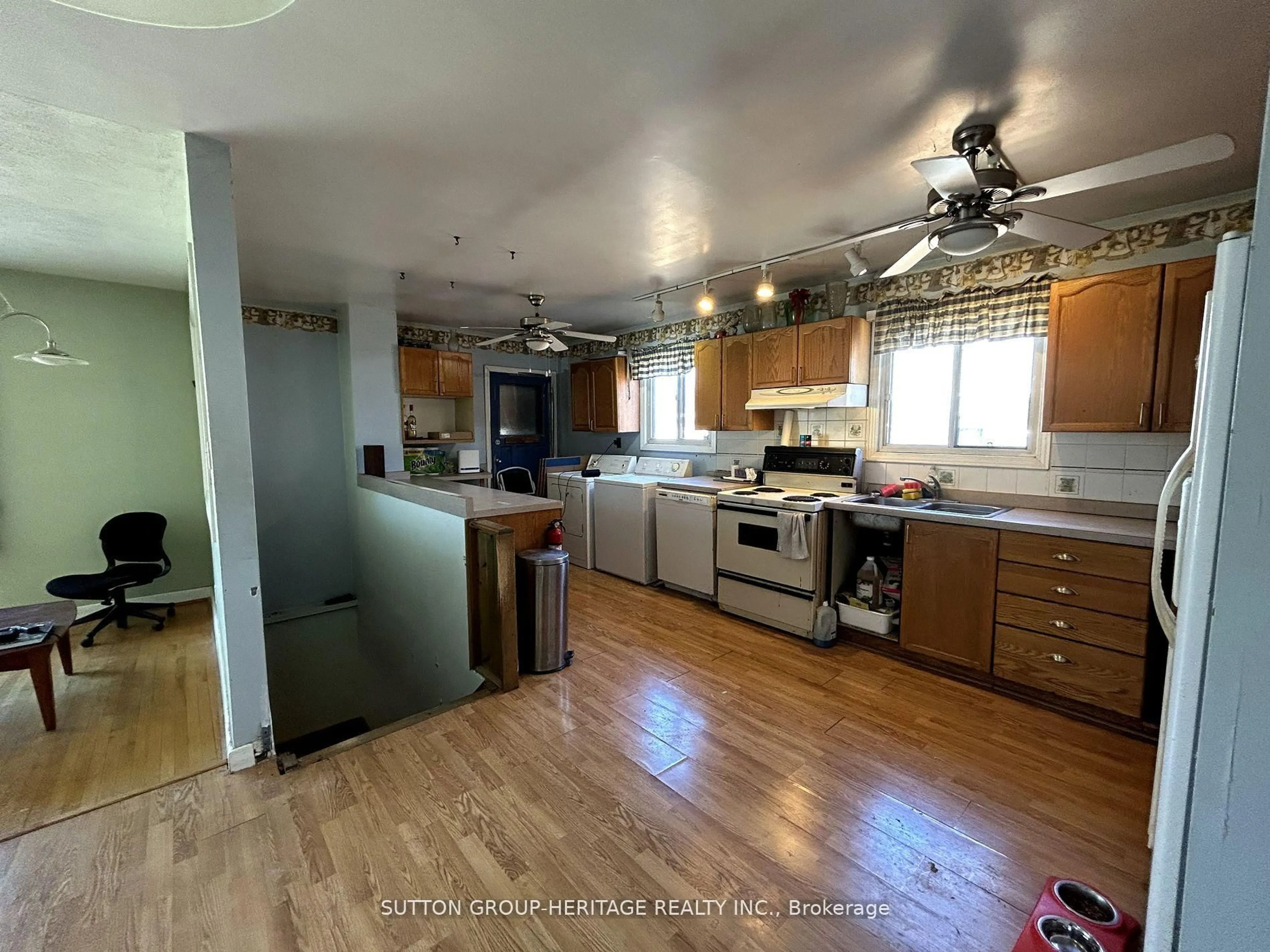 Unknown for 31 Georgina Dr, Ajax Ontario L1S 6B9