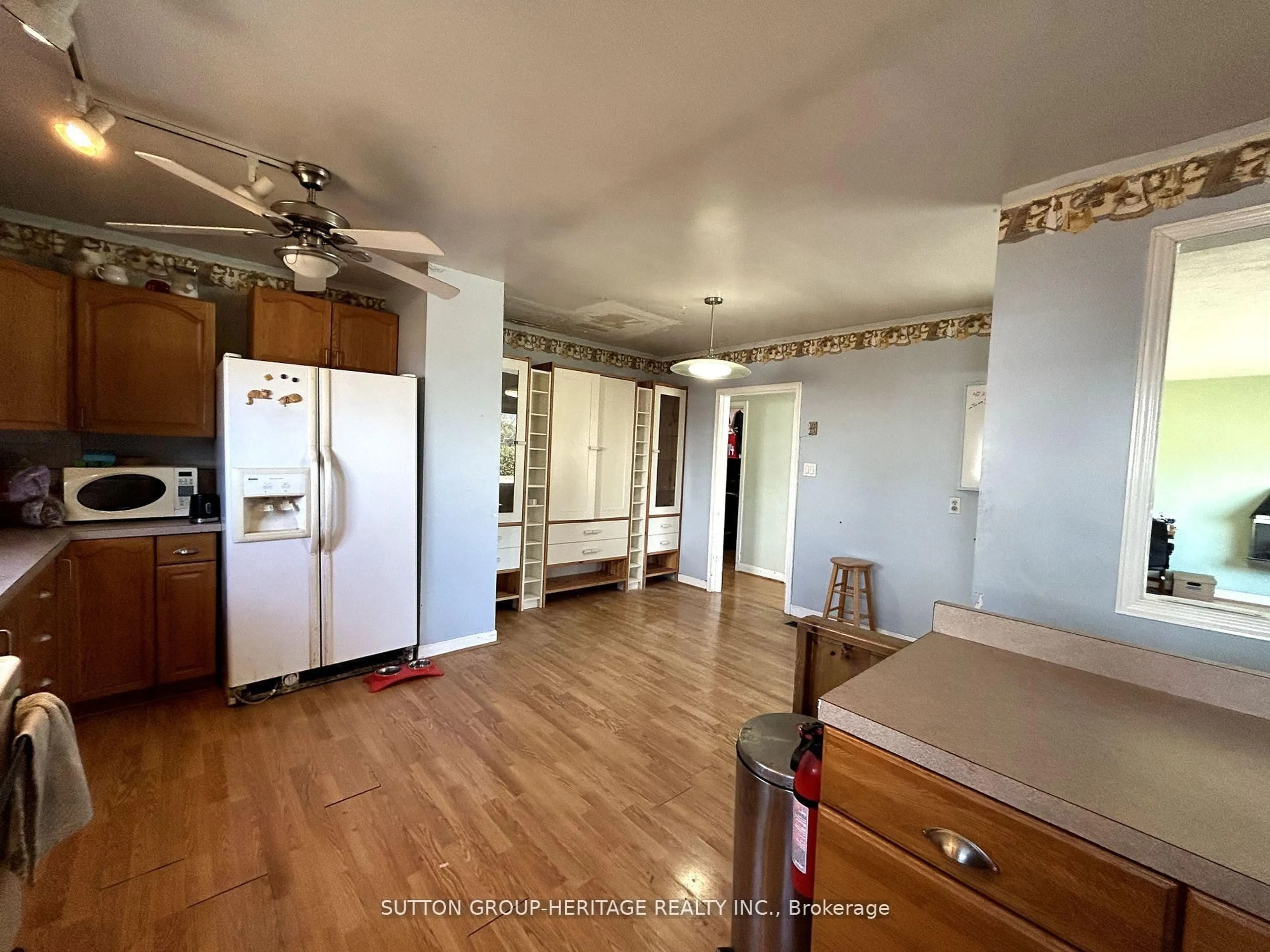 Unknown for 31 Georgina Dr, Ajax Ontario L1S 6B9