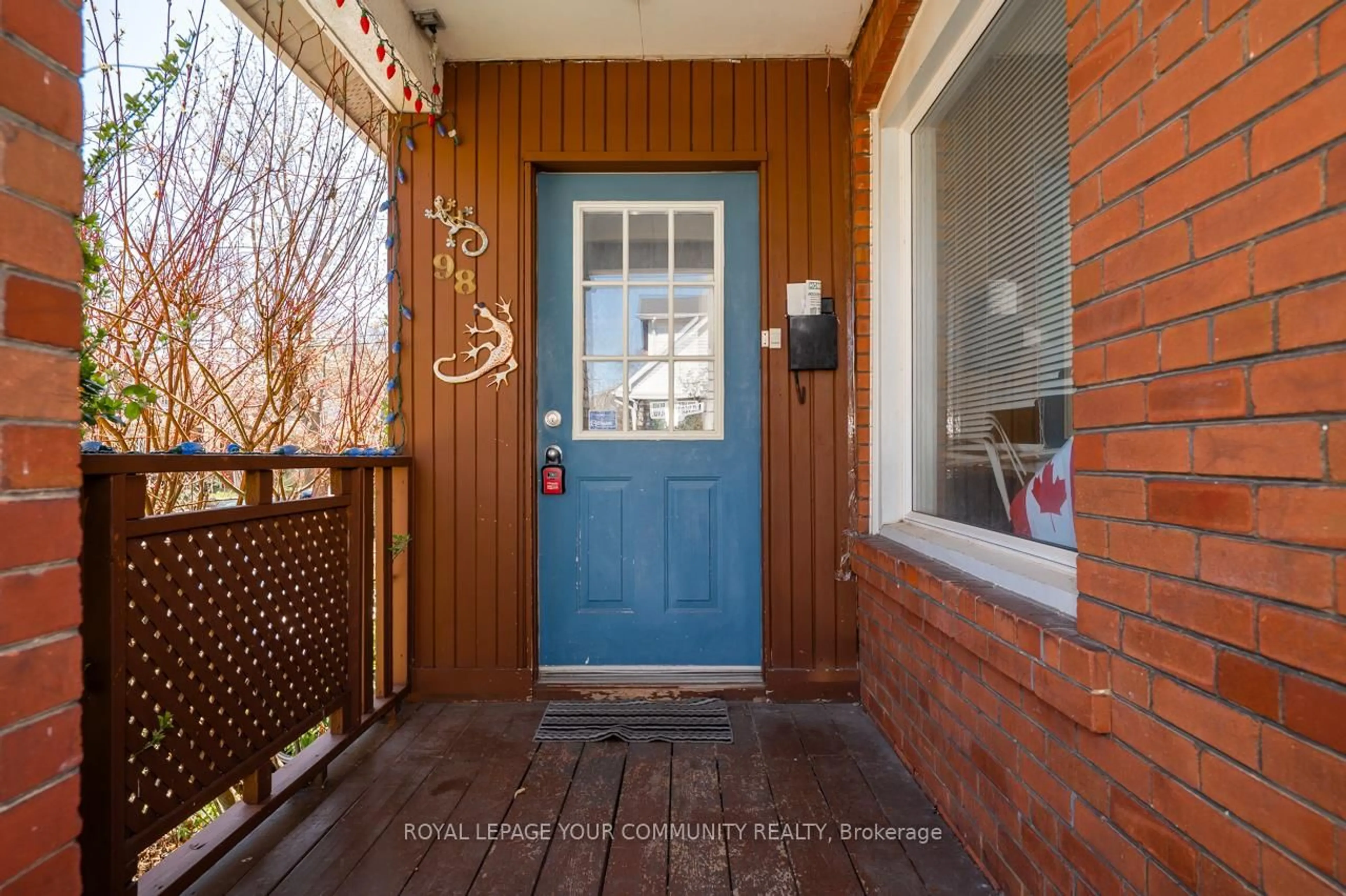 Indoor entryway for 98 Woodmount Ave, Toronto Ontario M4C 3Y2