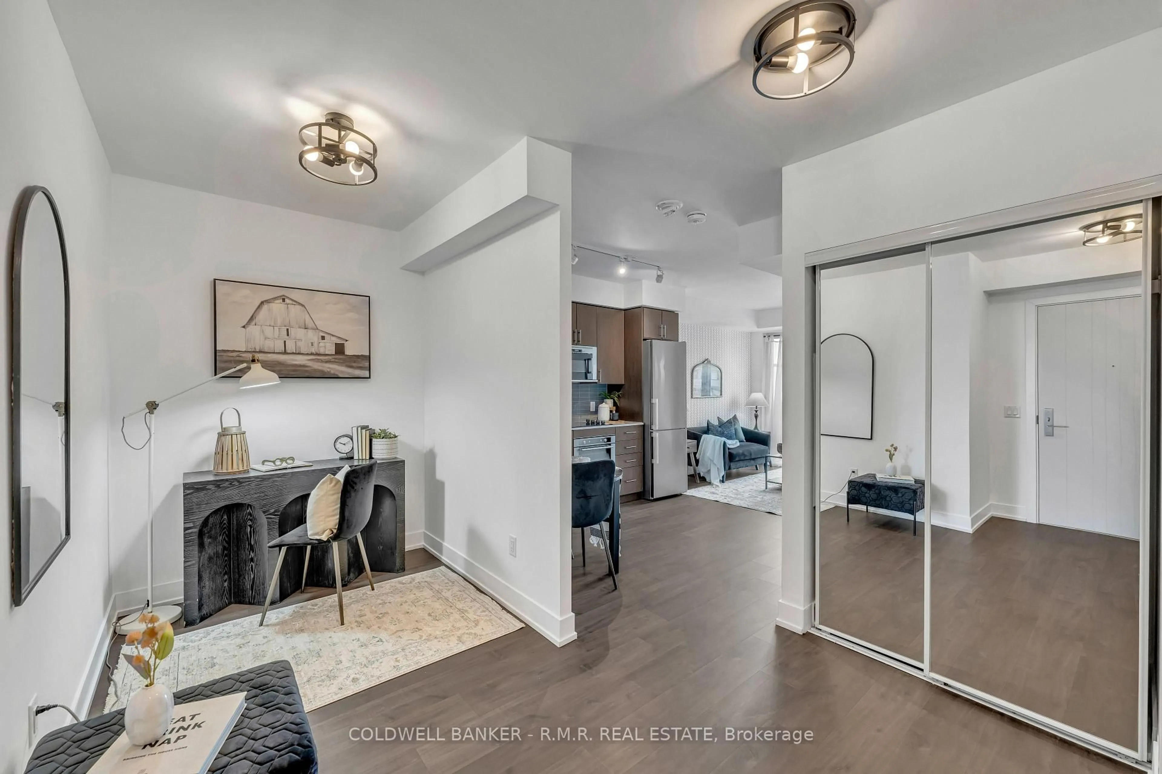 Indoor entryway for 2550 Simcoe St #2513, Oshawa Ontario L1L 0R5