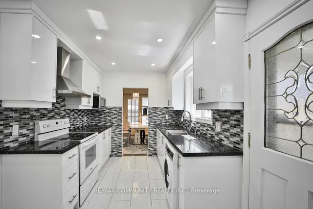 Additional image 33 of 29 Portico Dr