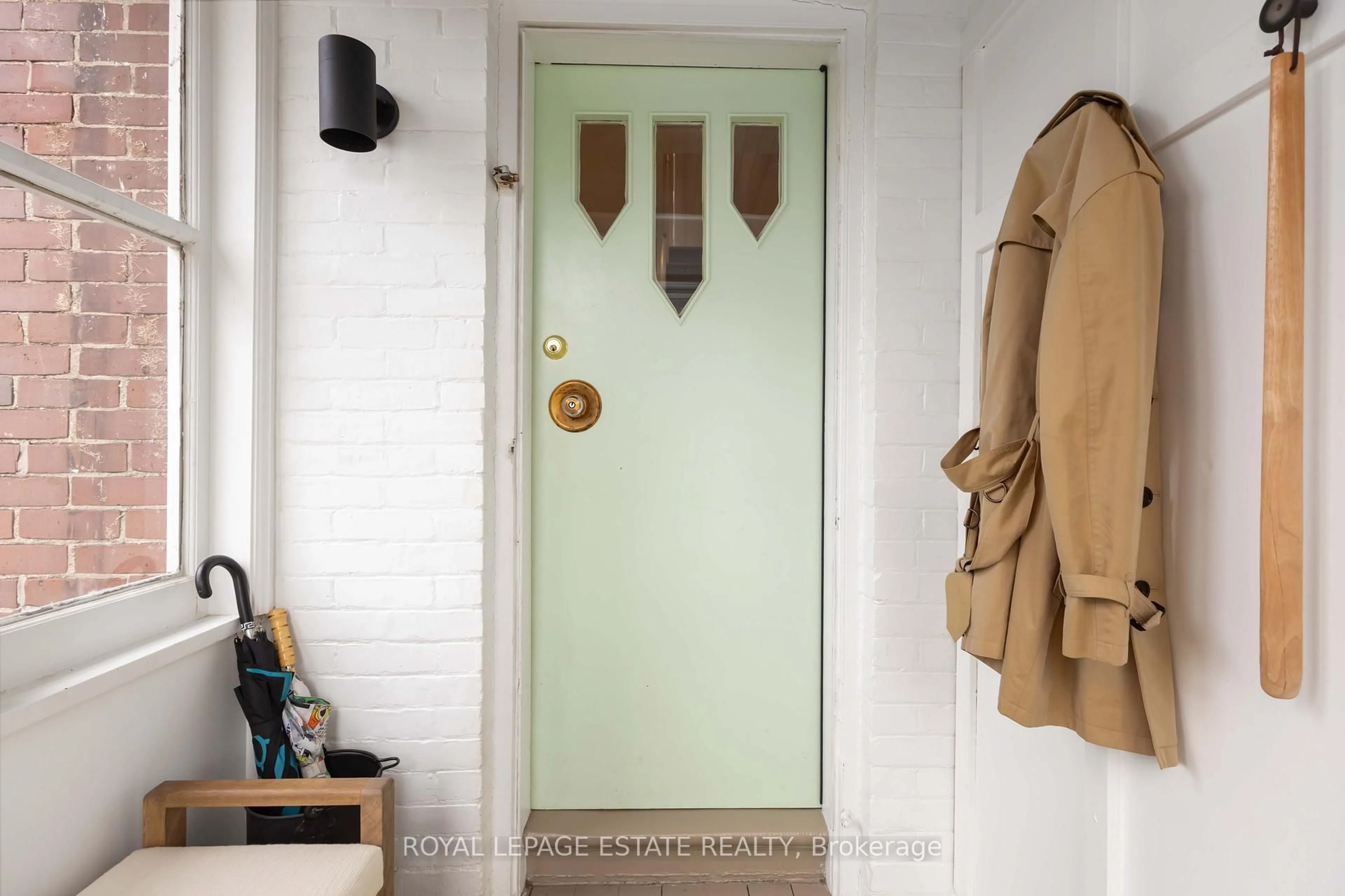 Indoor entryway for 28 Hannaford St, Toronto Ontario M4E 3G7