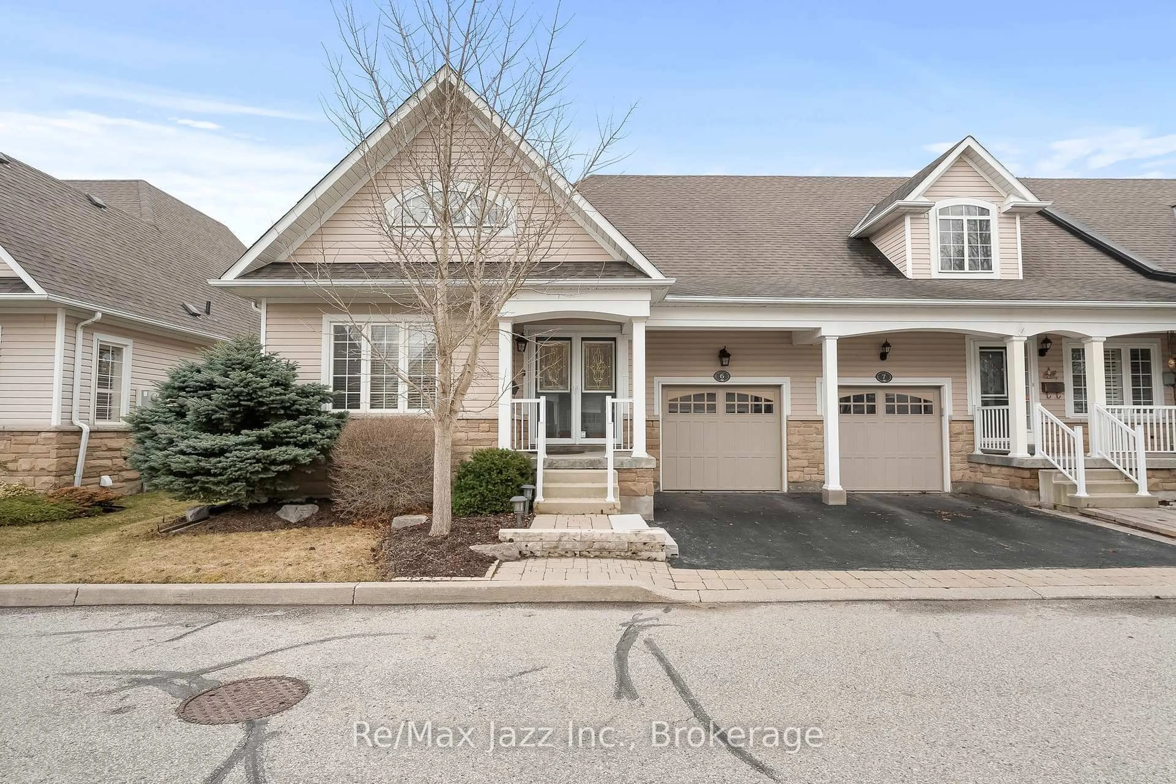 Unknown for 350 Lakebreeze Dr #6, Clarington Ontario L1B 0A2