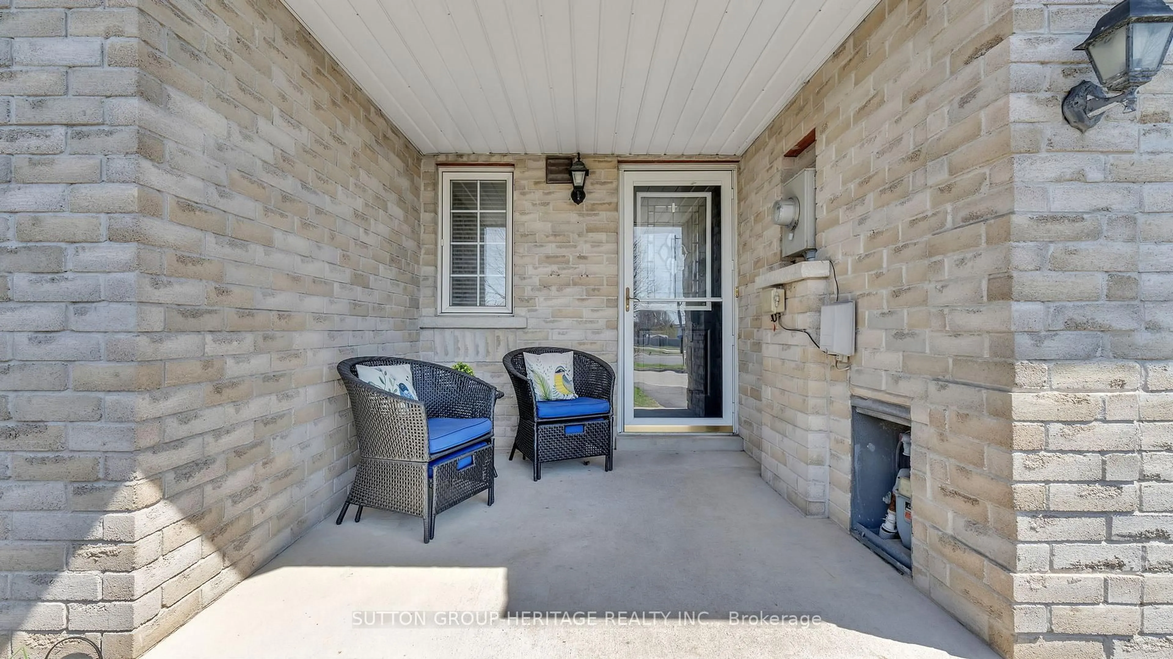 Patio, street for 42 Odessa Cres, Whitby Ontario L1R 3N9