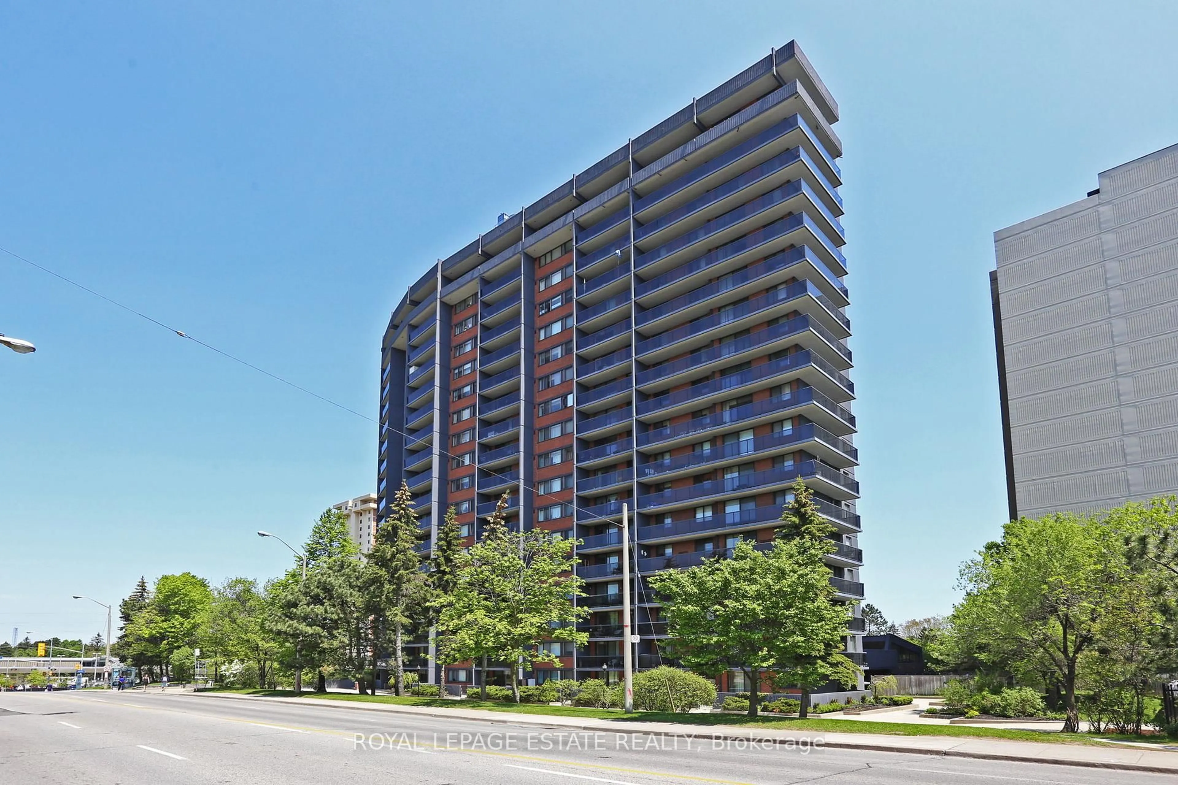 A pic from outside/outdoor area/front of a property/back of a property/a pic from drone, building for 757 Victoria Park Ave #906, Toronto Ontario M4C 5N8