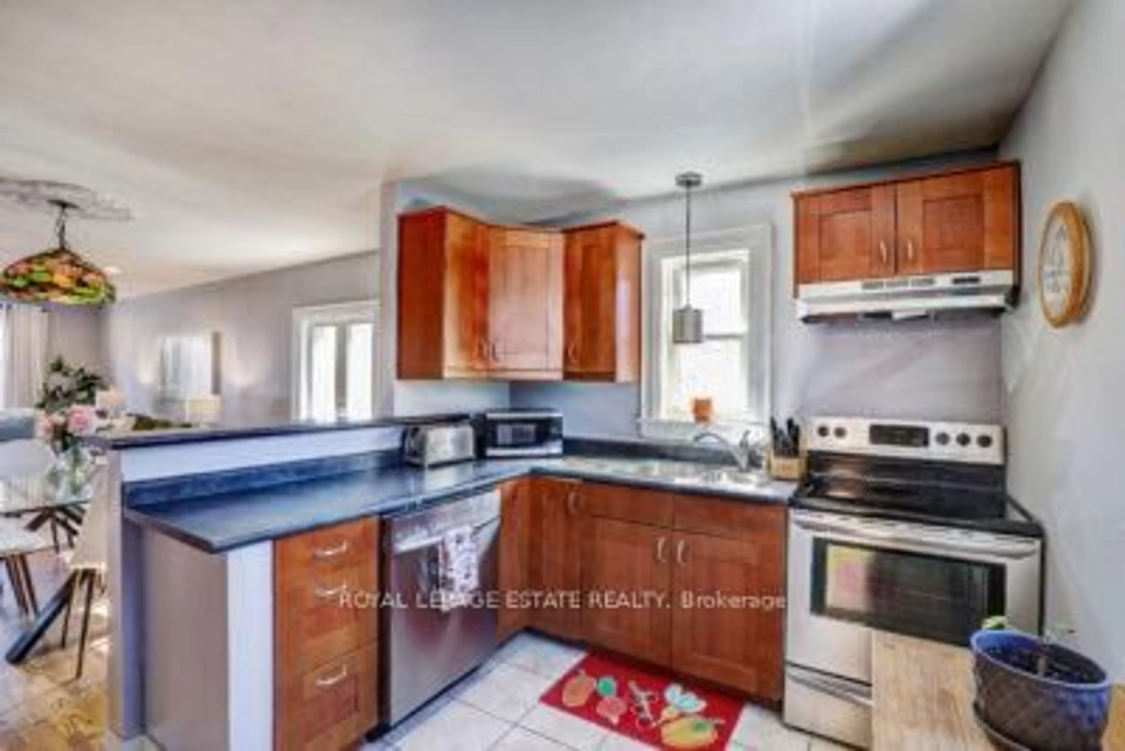 Unknown for 52 Sandown Ave, Toronto Ontario M1N 3W3