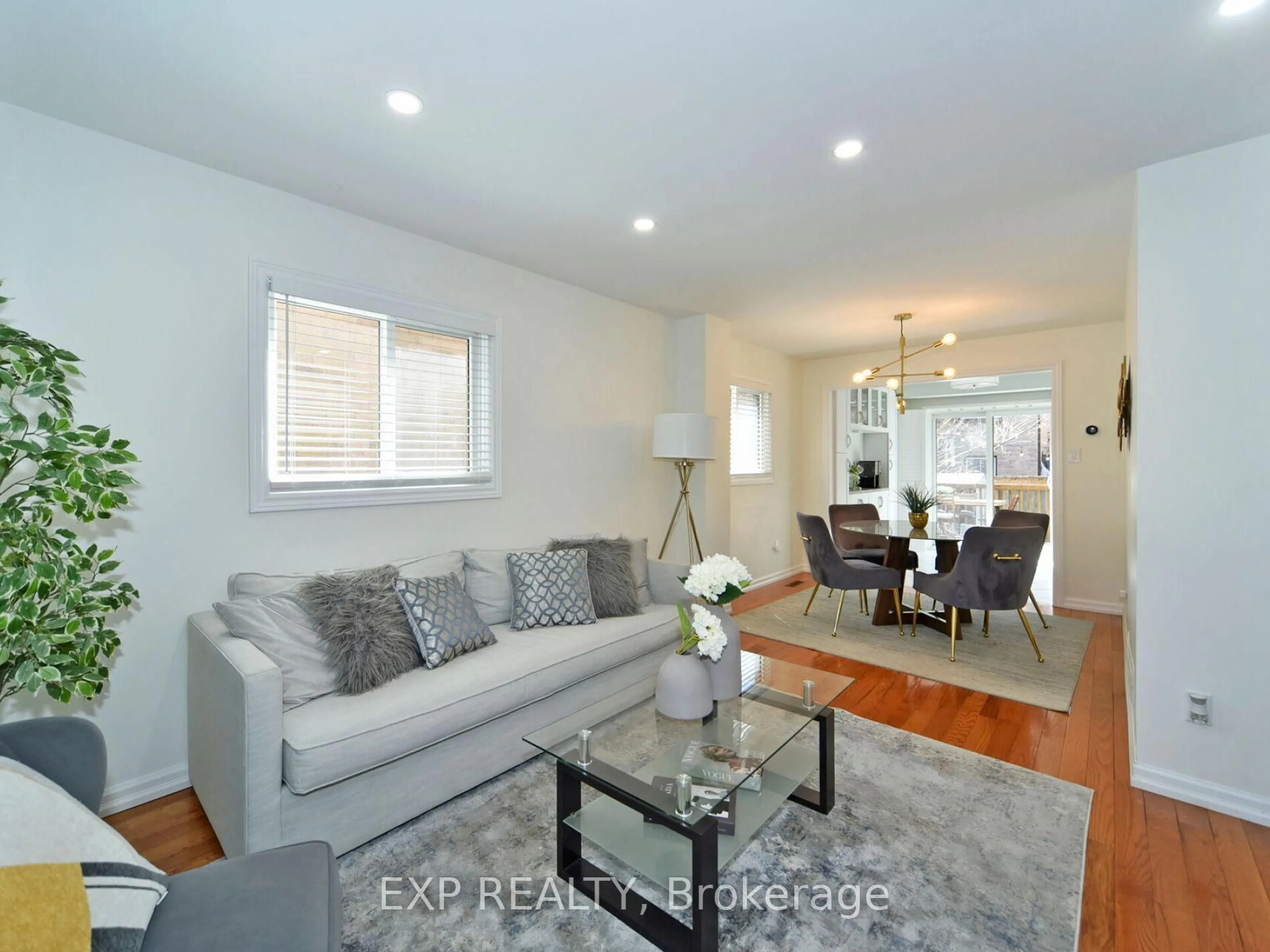 Living room with furniture, unknown for 38 Deverill Cres, Ajax Ontario L1T 1S7