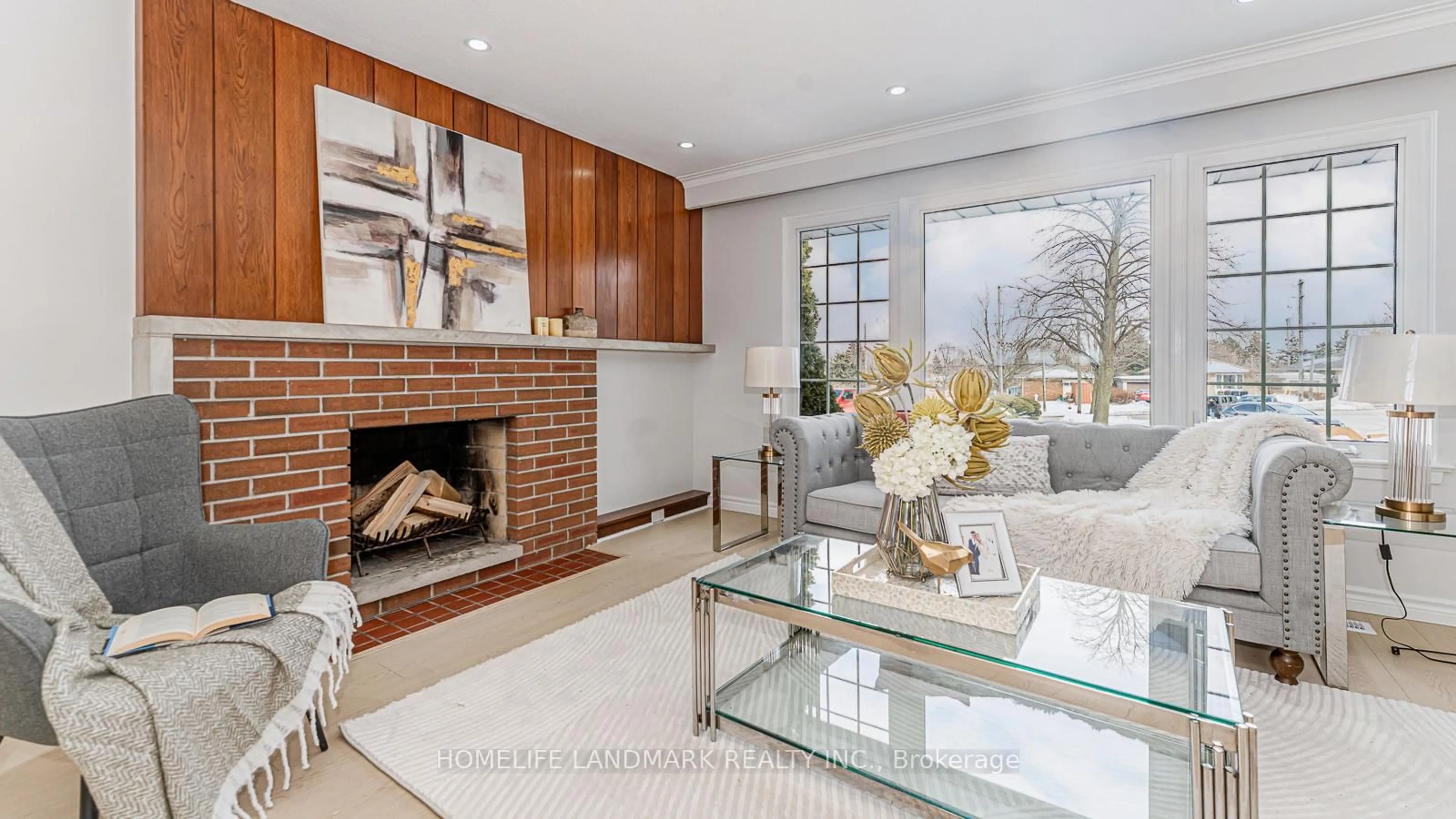 Living room with furniture, ceramic/tile floor for 10 Rotunda Pl, Toronto Ontario M1T 1M7